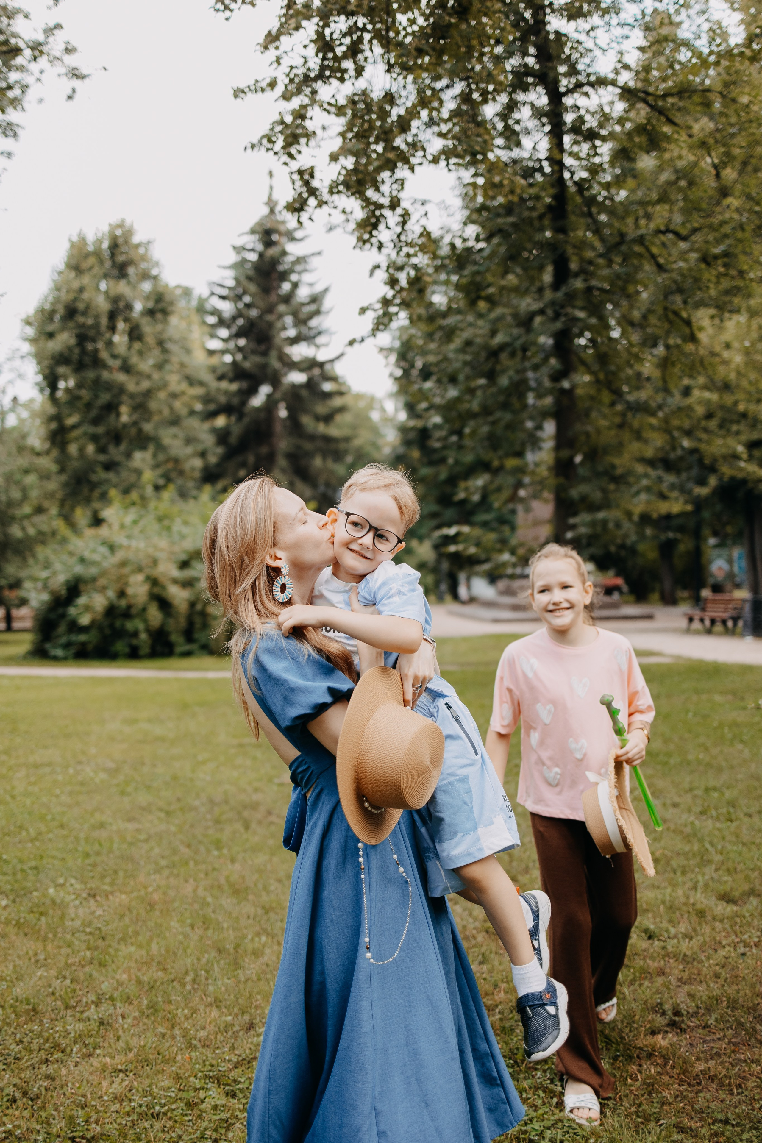 Прогулка с Александрой. Детский и семейный фотограф. Москва