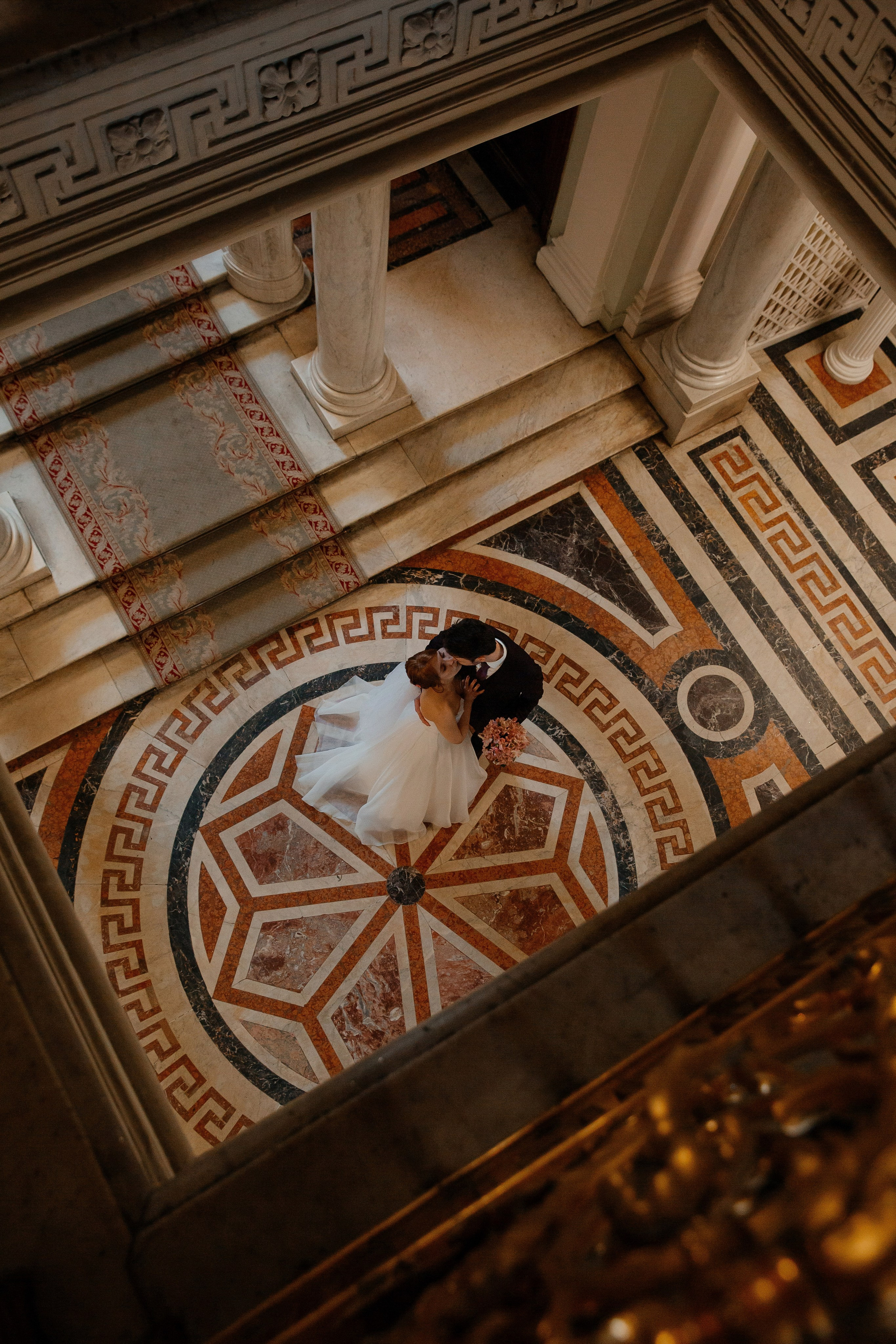Первый ЗАГС и Фотосессия на Витебском в апреле. Свадебный фотограф в Санкт-Петербурге Вика Стукачева