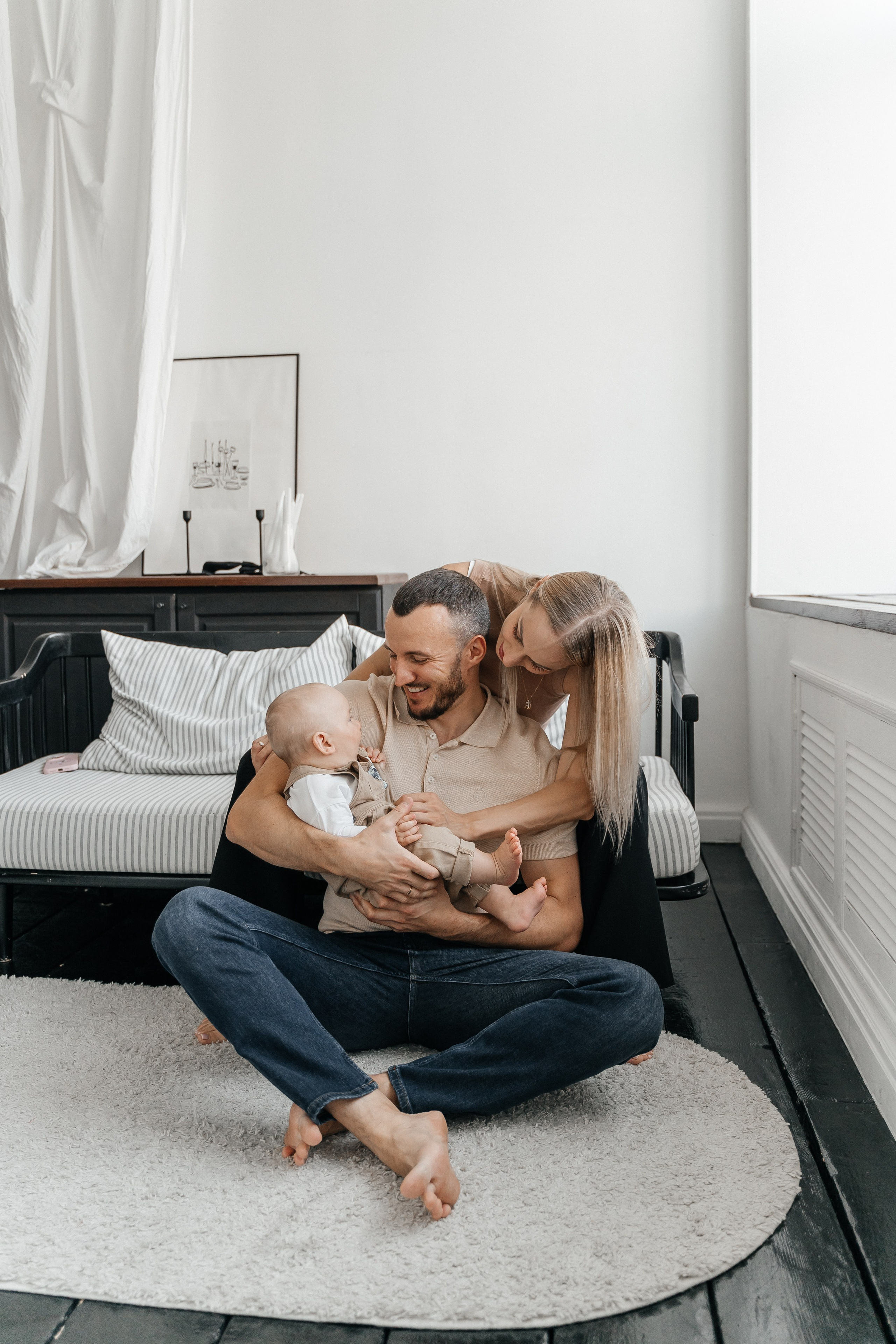 Саша, Юля и Лев. Волик Мария