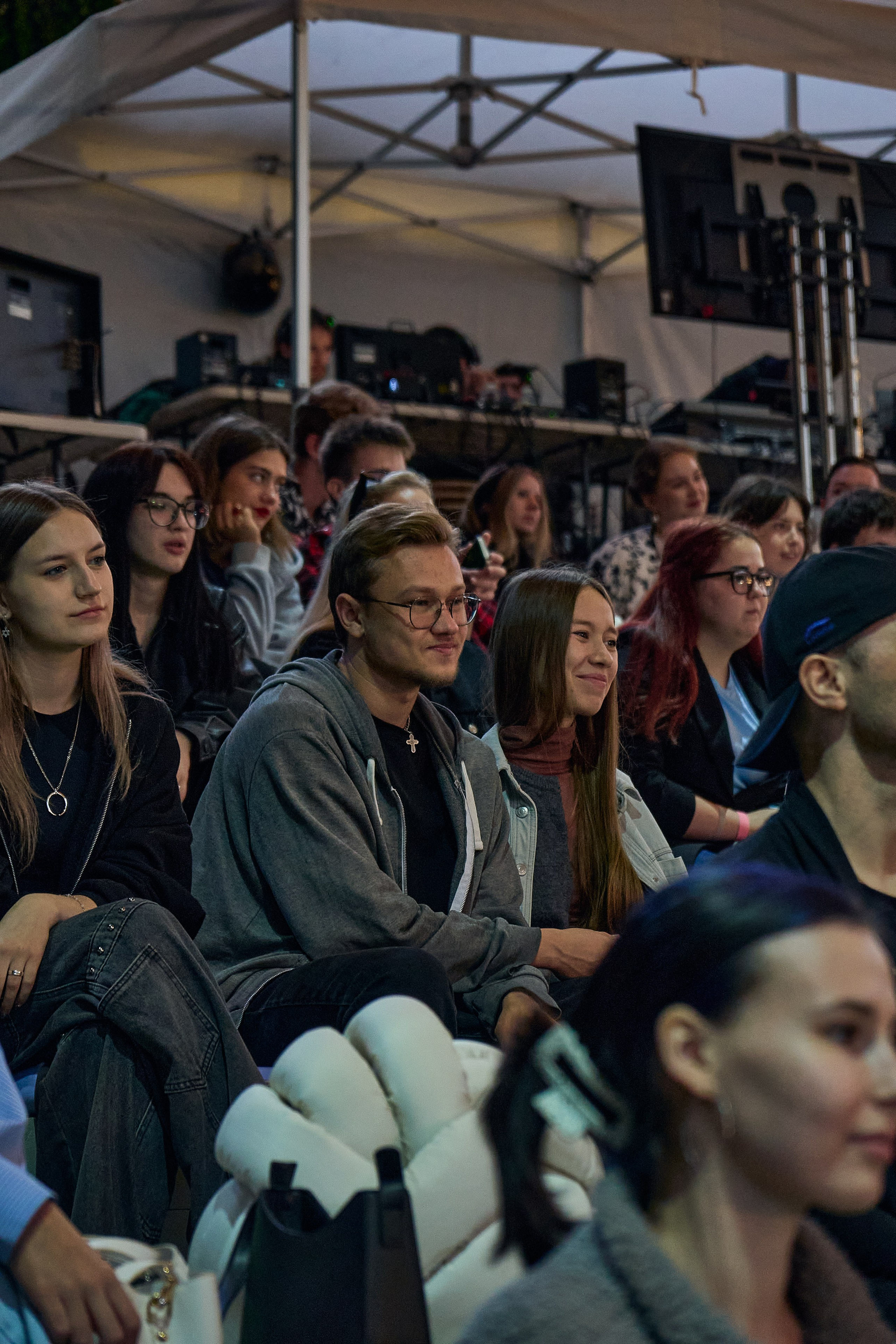 Бэстейдж «Летний подкаст № 1». Главная