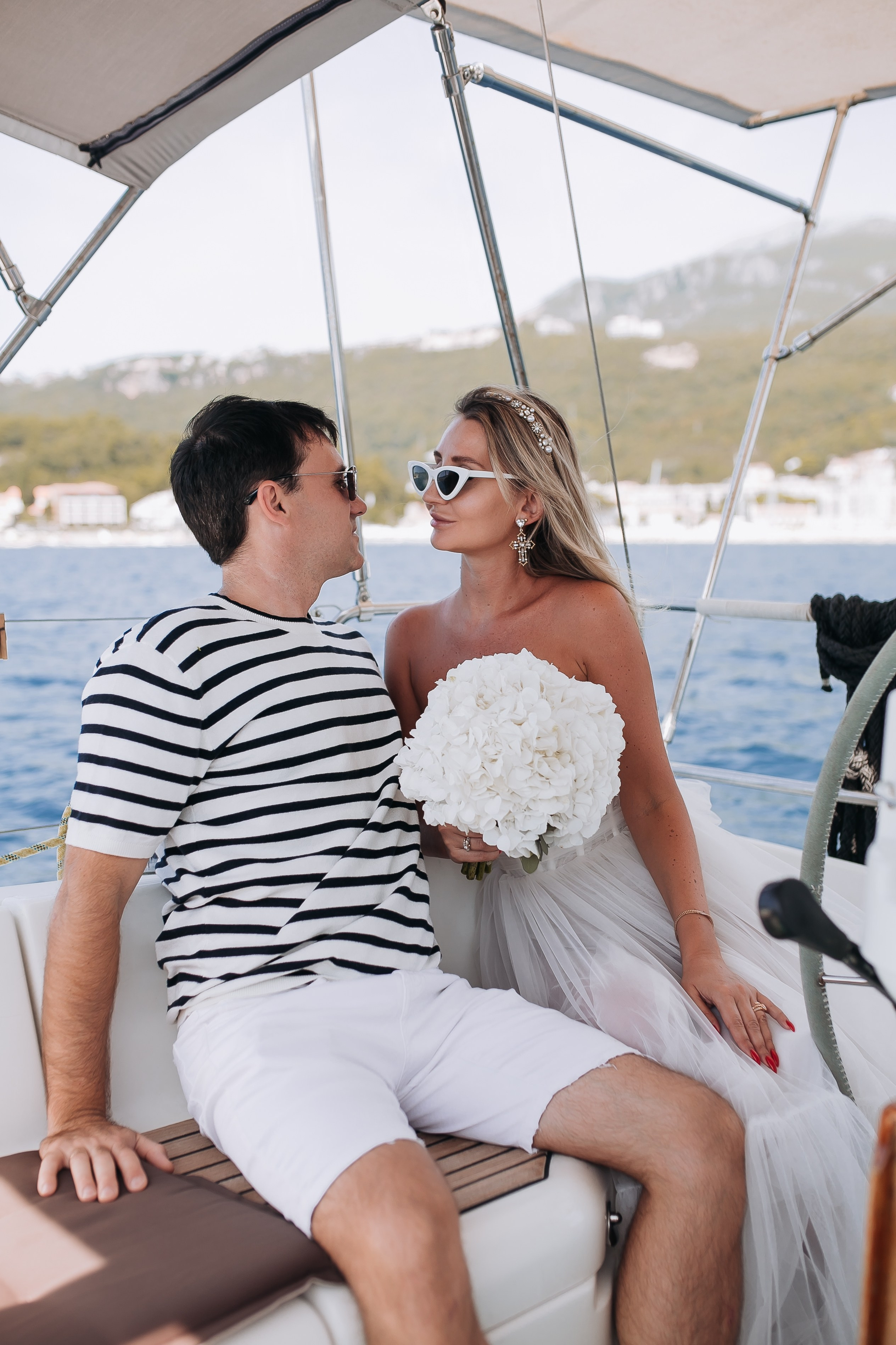 Свадебная фотосессия на яхте в Черногории. Семейный и свадебный фотограф в Черногории Татьяна Белякова