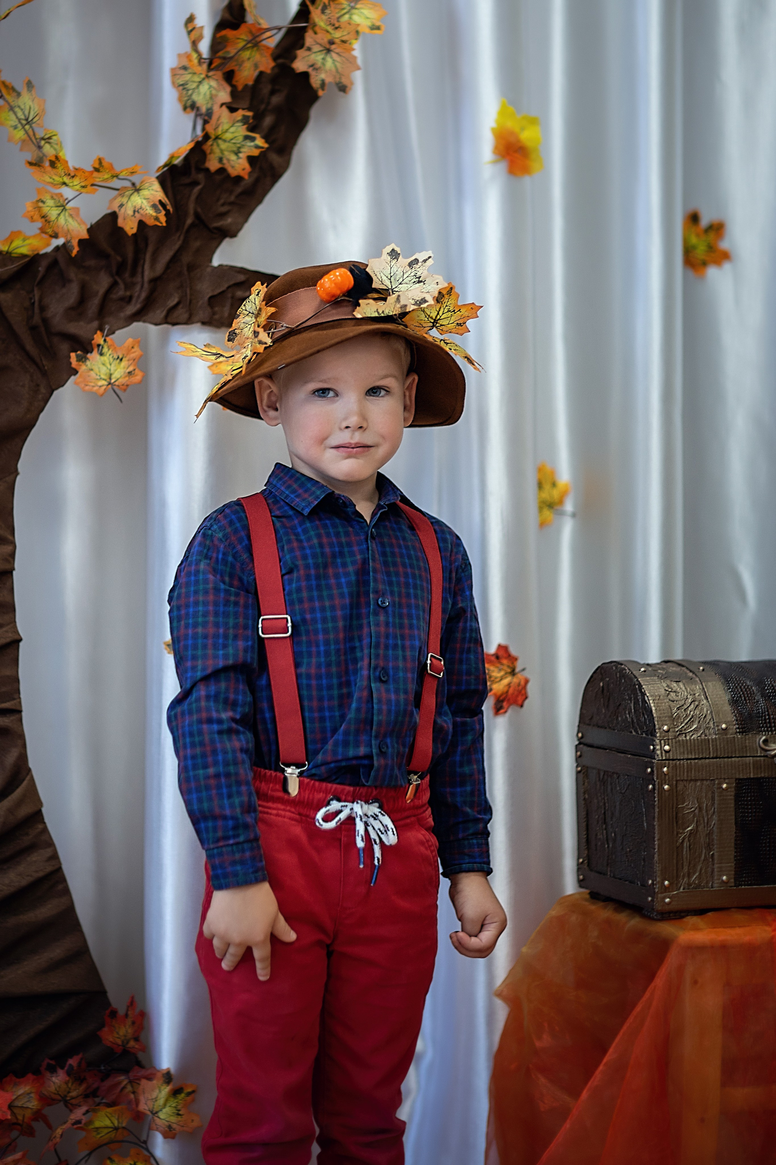 Волшебный зонтик осени_2023 год. Семейный фотограф в Санкт-Петербурге