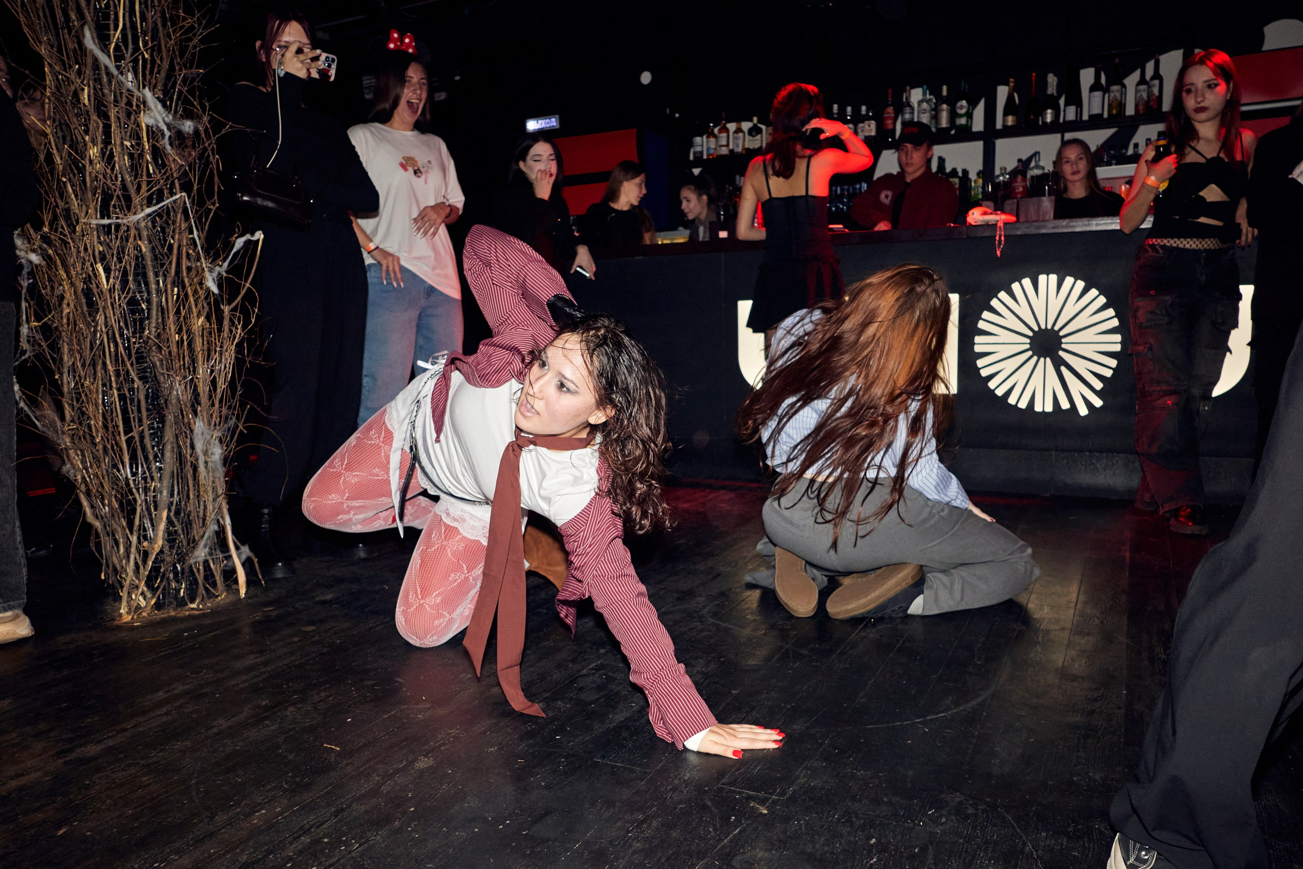 Ticky House Party. Главная