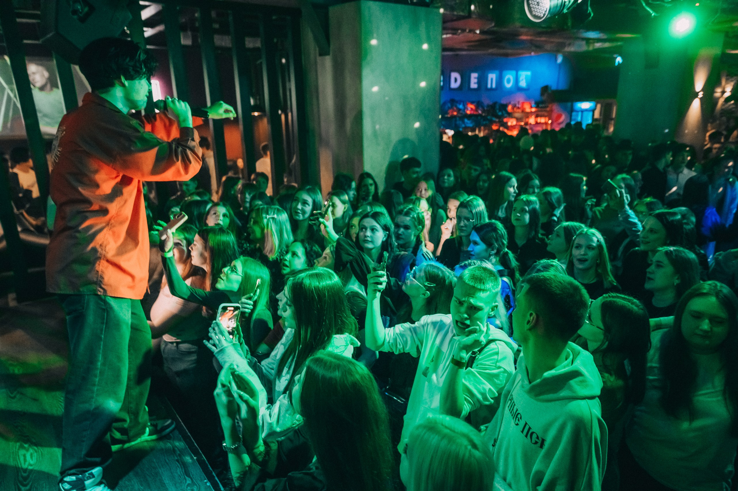 8 MARCH WOMENS DAY PARTY. Фотограф в Кемерово Владислав Шульц