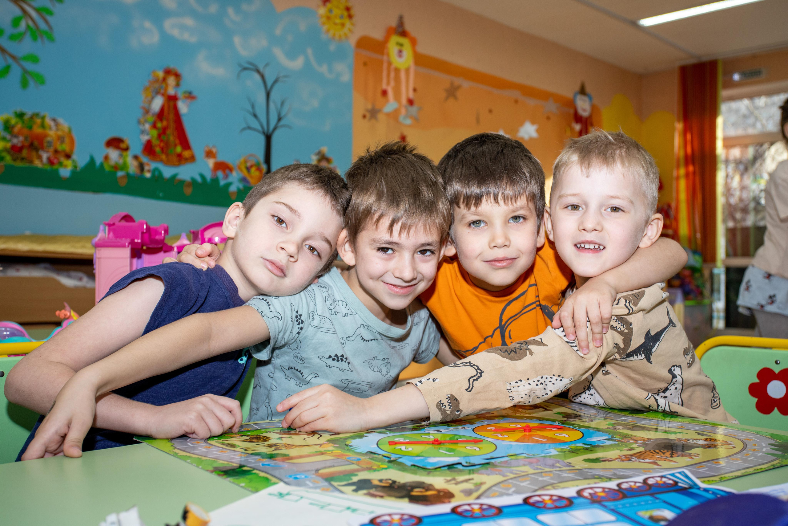 Стандарт+. Современные выпускные альбомы для 9-11х классов заказать в Хабаровске