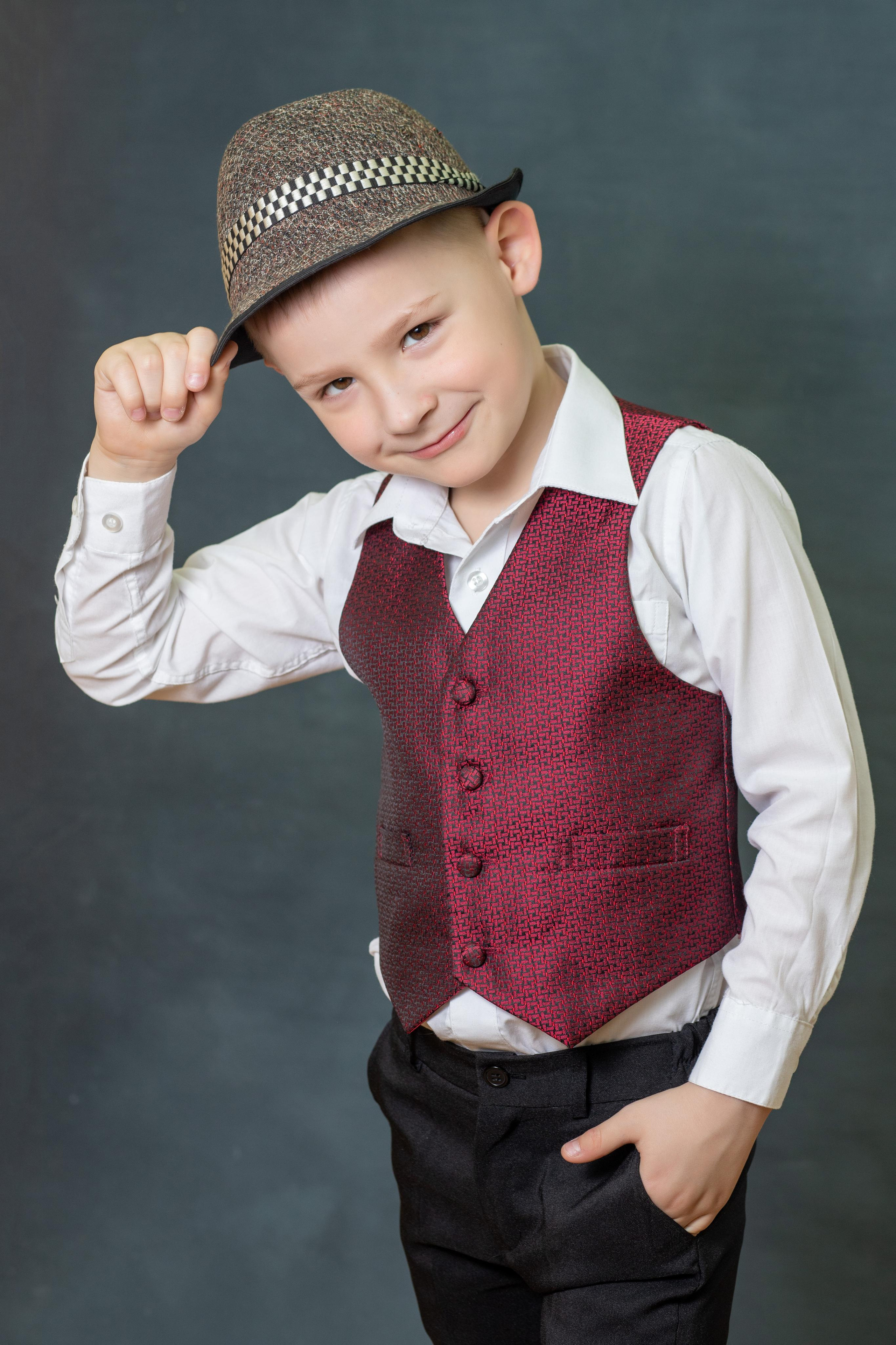 Стандарт+. Современные выпускные альбомы для 9-11х классов заказать в Хабаровске