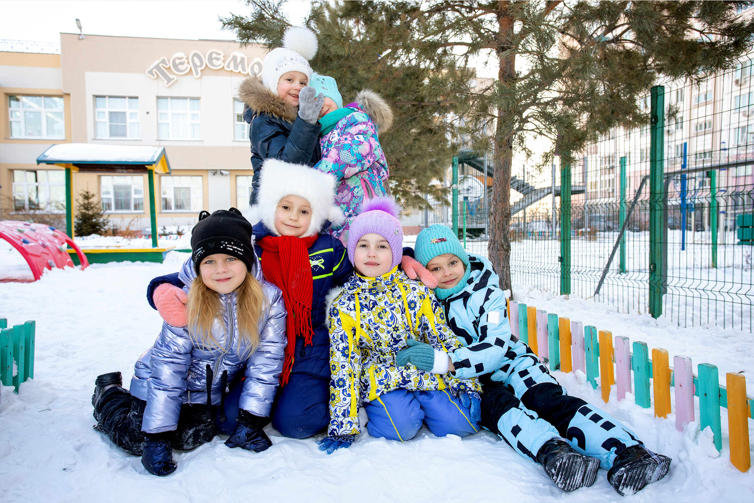 Стандарт+. Современные выпускные альбомы для 9-11х классов заказать в Хабаровске