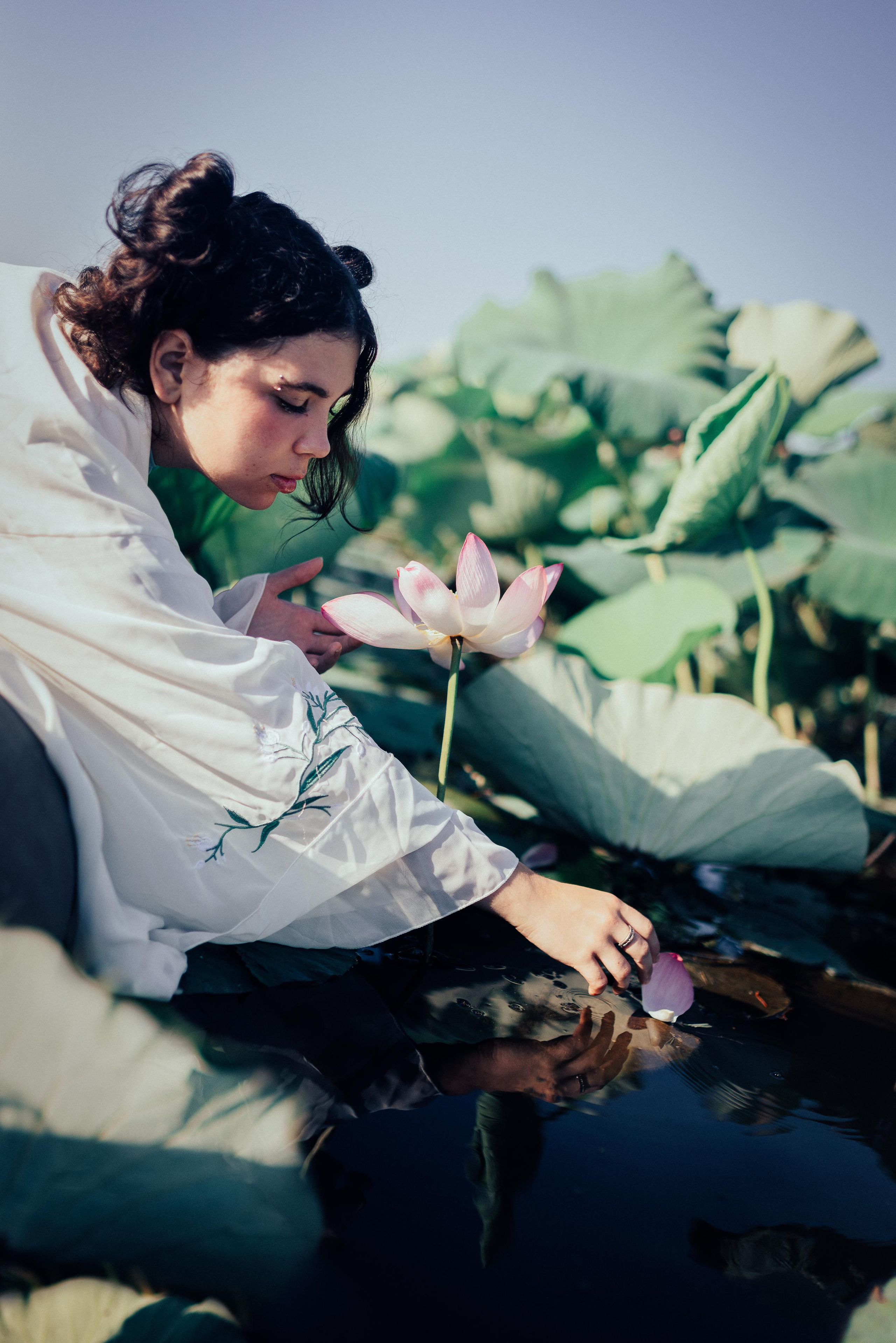 Лотосы. Портретный арт-фотограф в Екатеринбурге Алена Нестерова