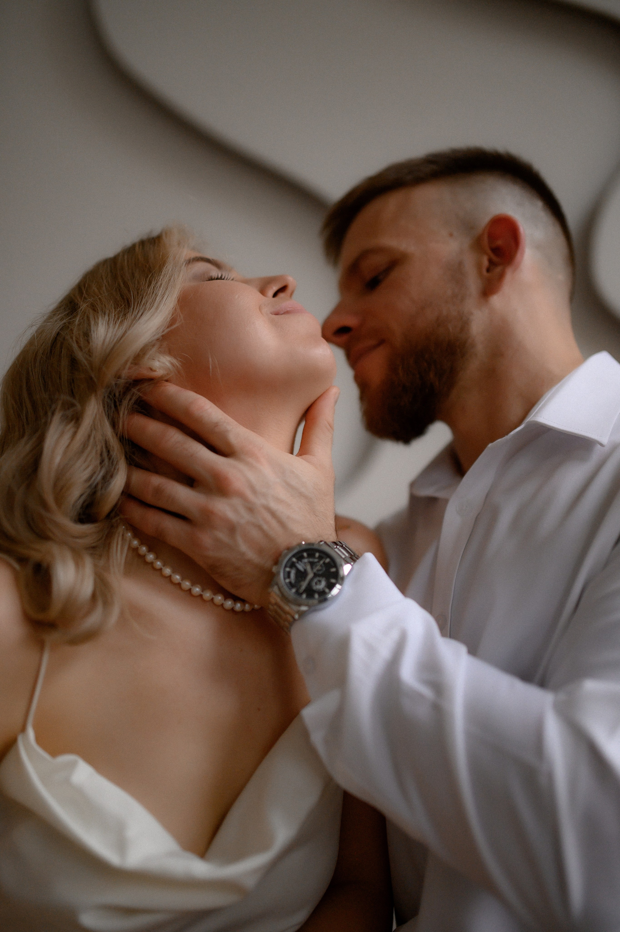 Коля и Алёна в студии. Семейный и свадебный lifestyle-фотограф в Москве Мария Петрова