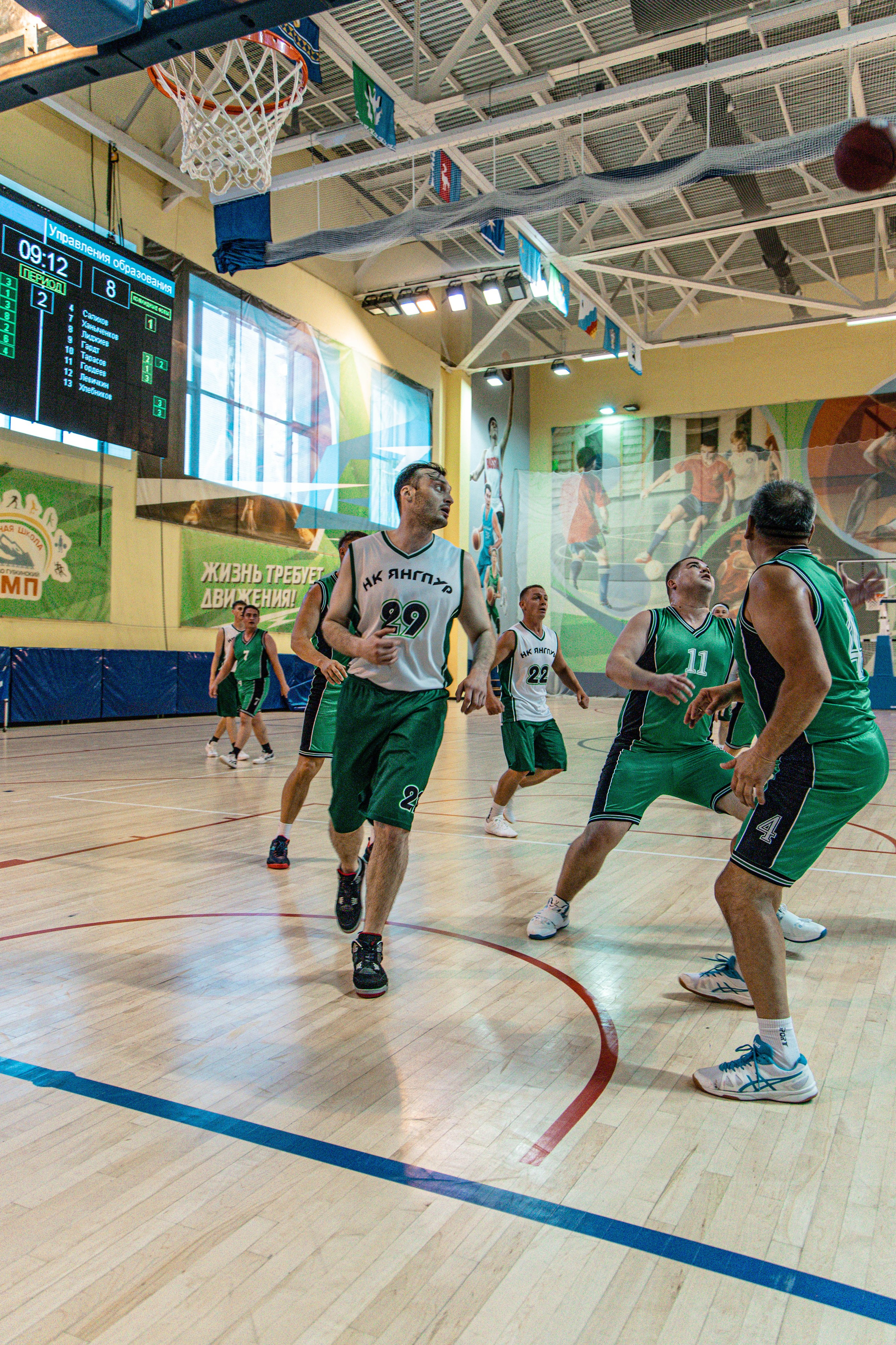 Соревнования по баскетболу в рамках городской спартакиады. Фотограф в Губкинском | Александра Артамонова