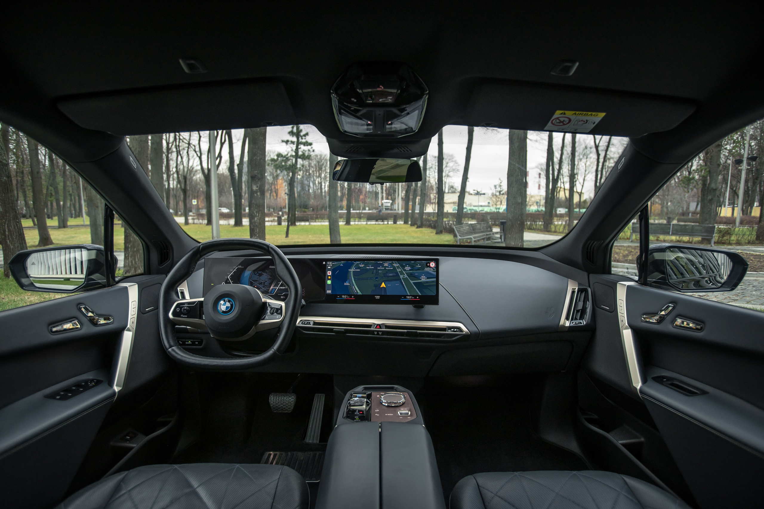 BMW iX. Автомобильный фотограф в Москве Андрей Емельянов