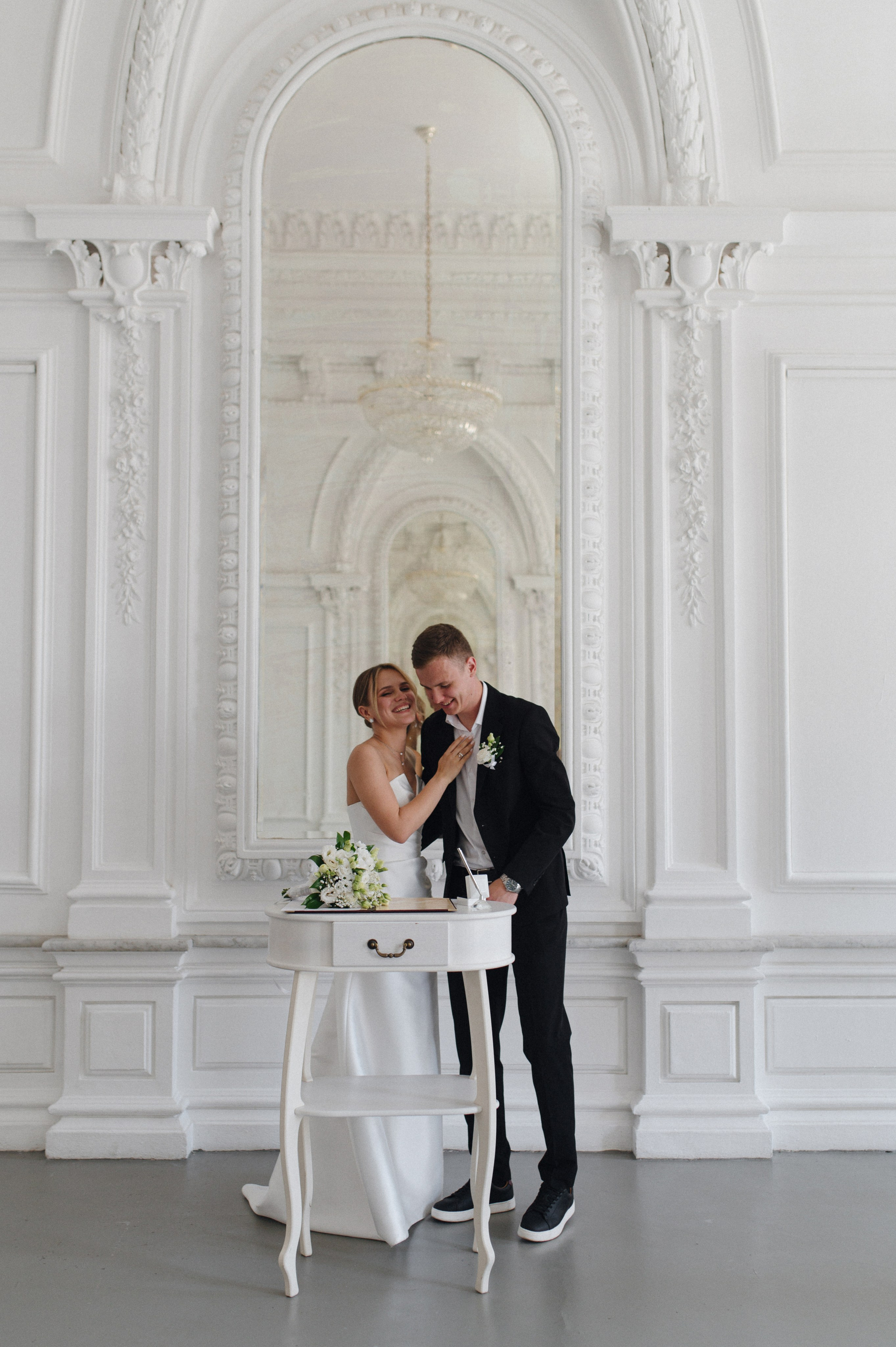 Полина и Егор. Особняк Спиридонова. Свадебный фотограф Москва и Санкт-Петербург. Анастасия Чудина