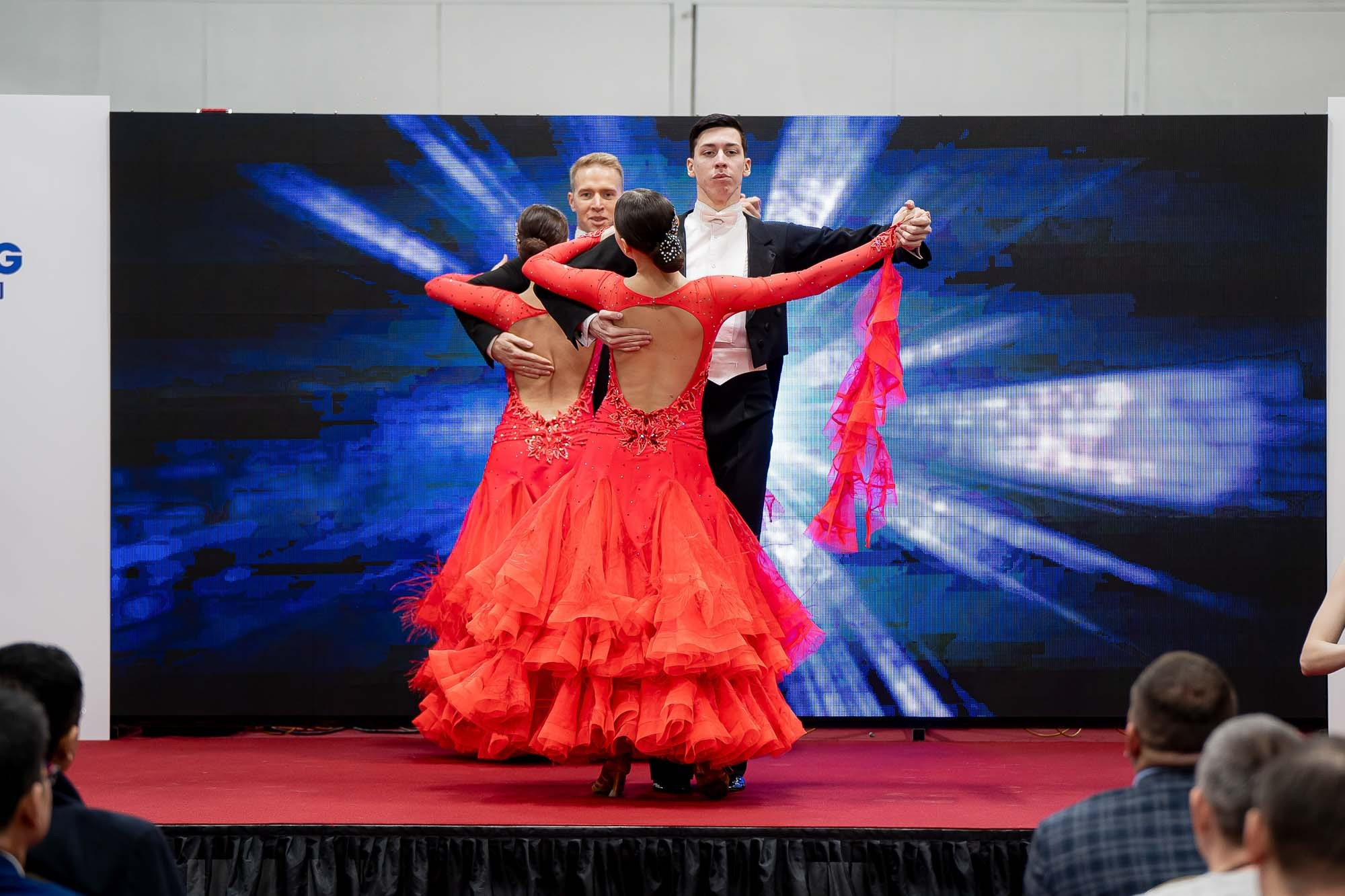 Открытие сервисного центра HILONG. Сергей Кошкин. Репортажная и ивент-фотография в Сургуте