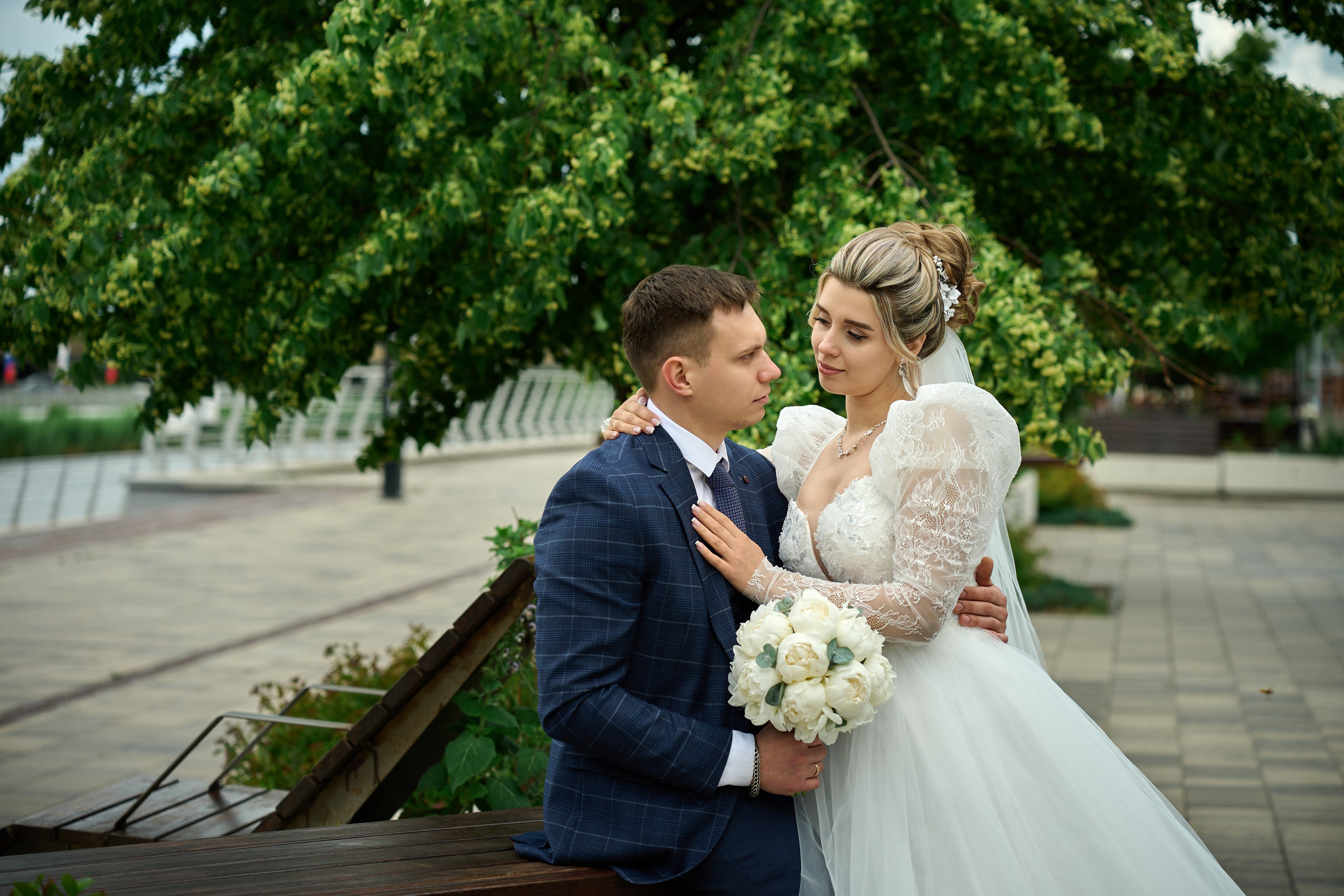 Свадебная фотосессия в Старом Осколе и Губкине. Профессиональный фотограф Старый Оскол, Губкин — свадьба, венчание, крещение, юбилей и день рождения