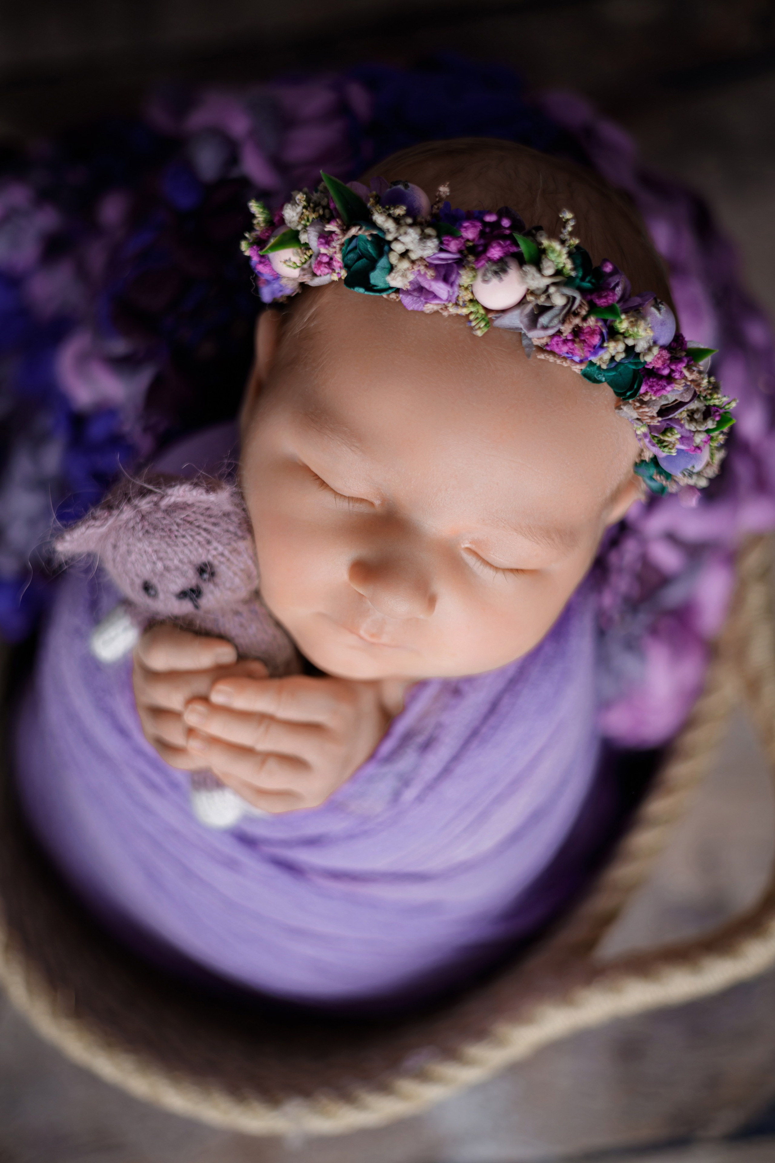 Виолетта. Евгения Горбунова фотограф новорожденных в Новом Уренгое