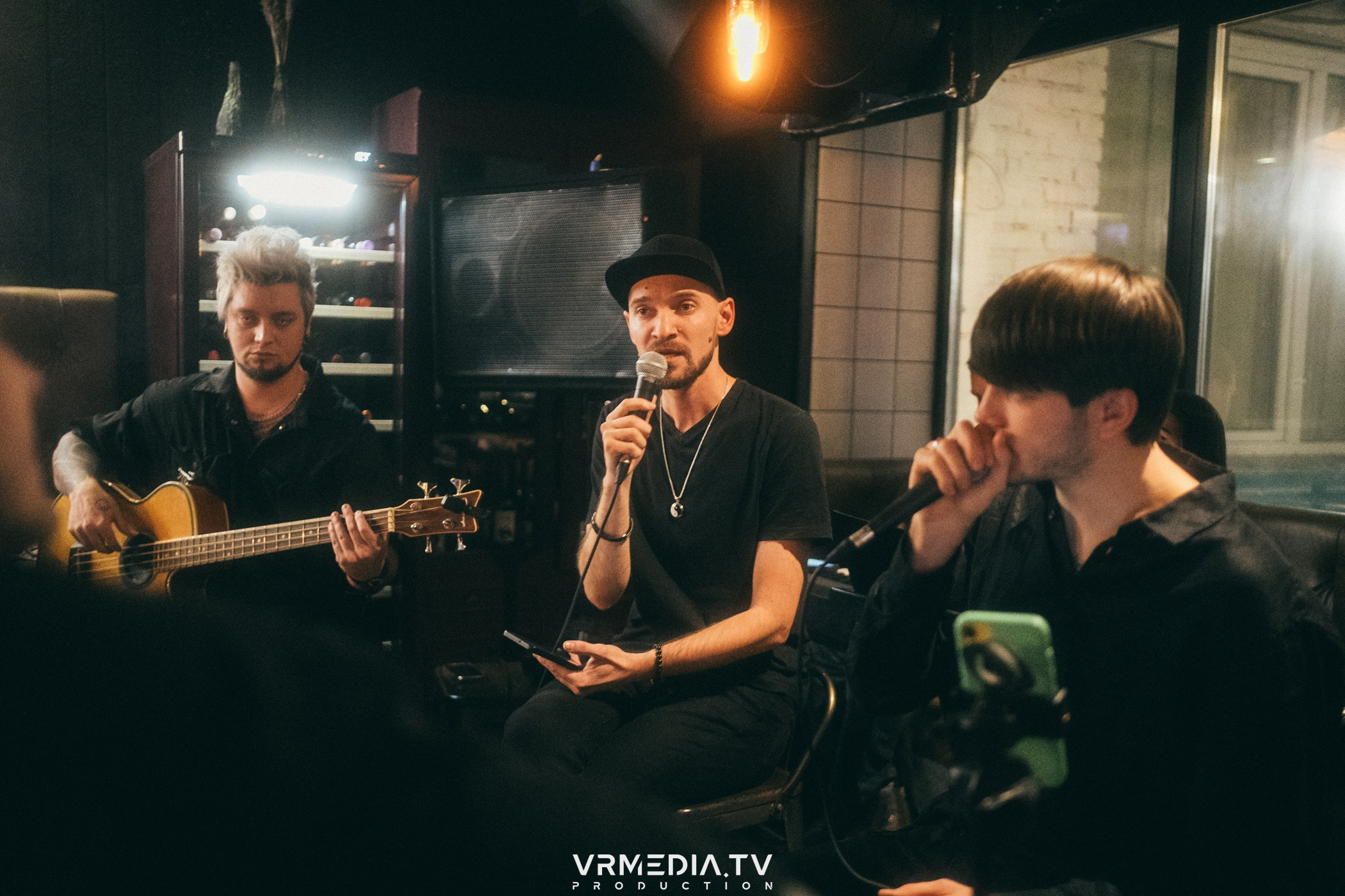 Art Talk с Pandora Secret в баре «Supreme»