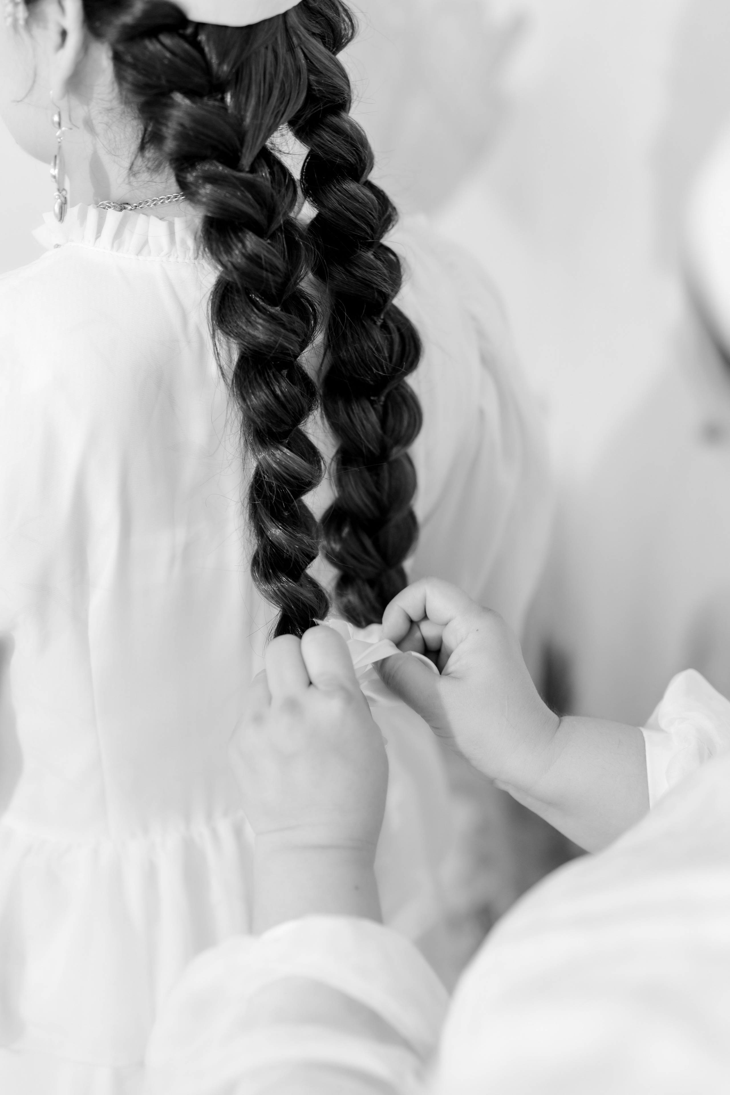 Aynur — syrğa salu. Wedding and Love story Photographer