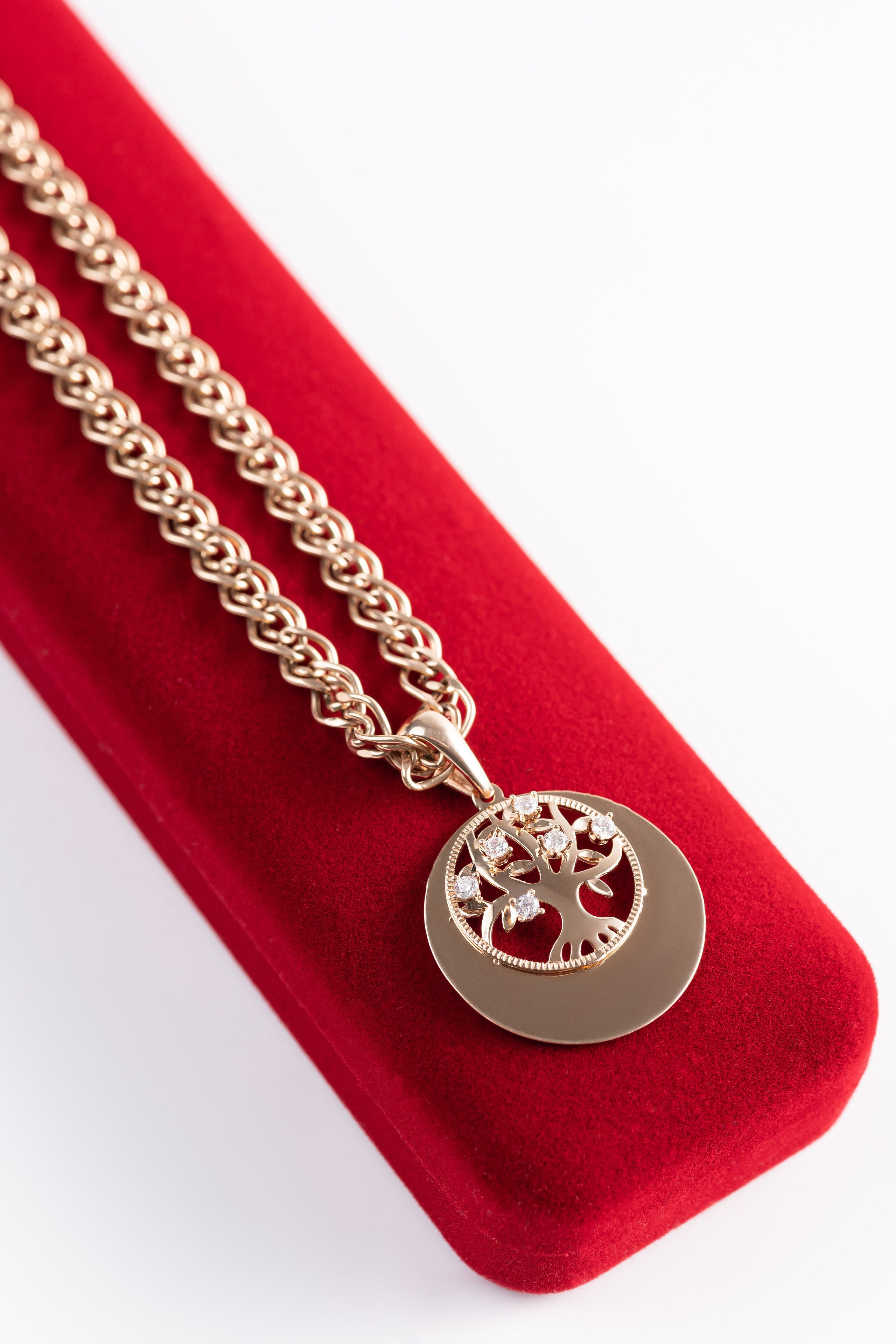 Рекламная съемка ювелирных изделий. Рекламный фуд фотограф и видеограф в Астане Алина Лысенко