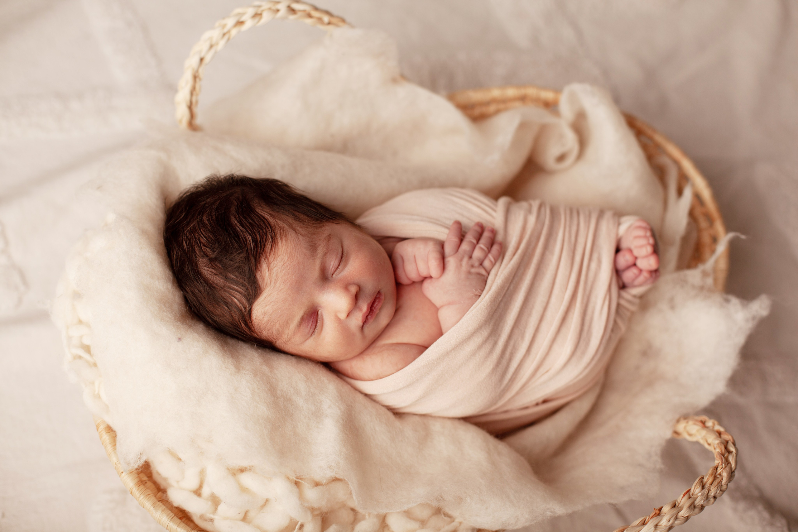 Новорождённые (фотограф Анастасия Ускова). Семейная и детская фотостудия «Колыбель»