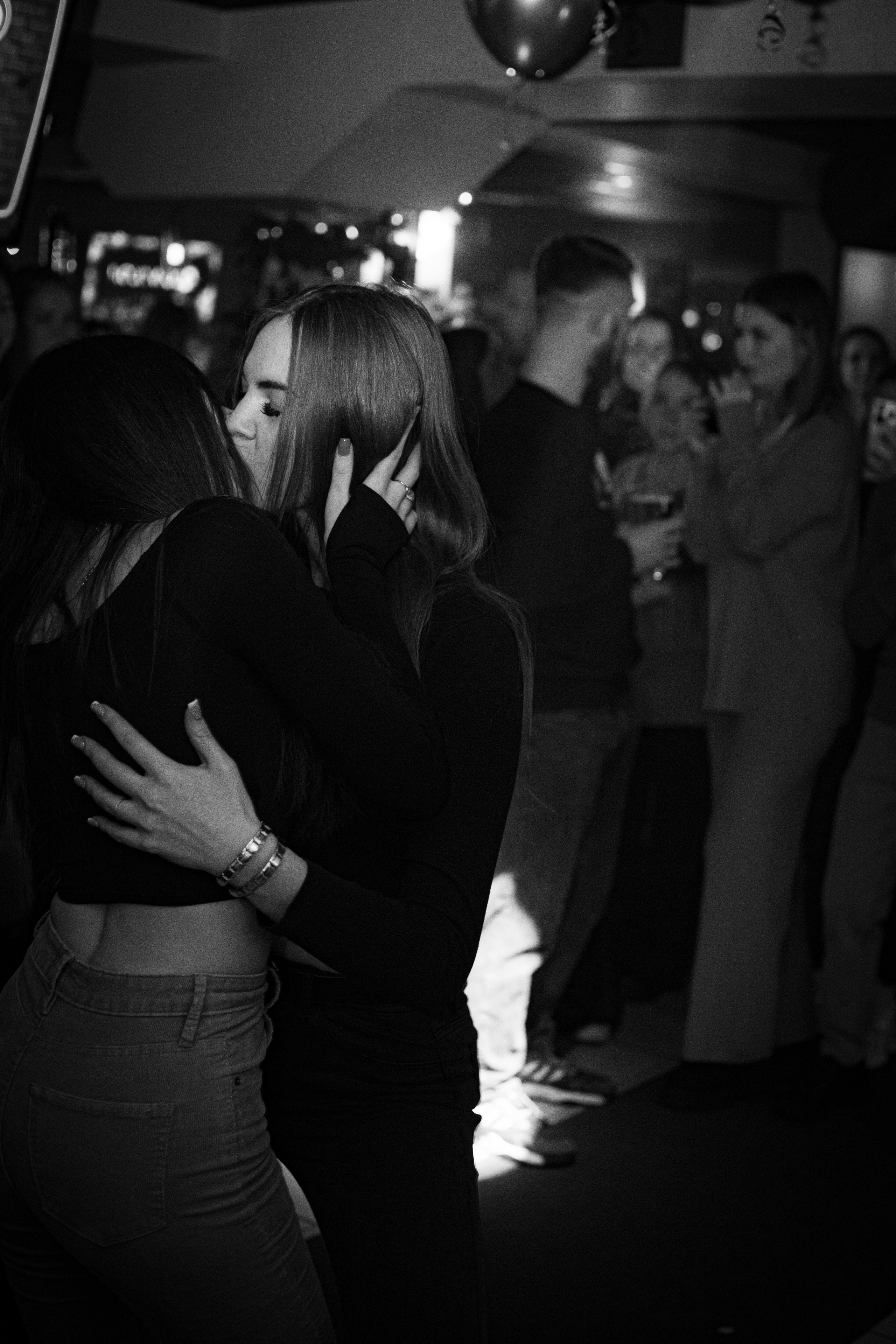 HOLLYWOOD / 6 YEARS. Photokarish