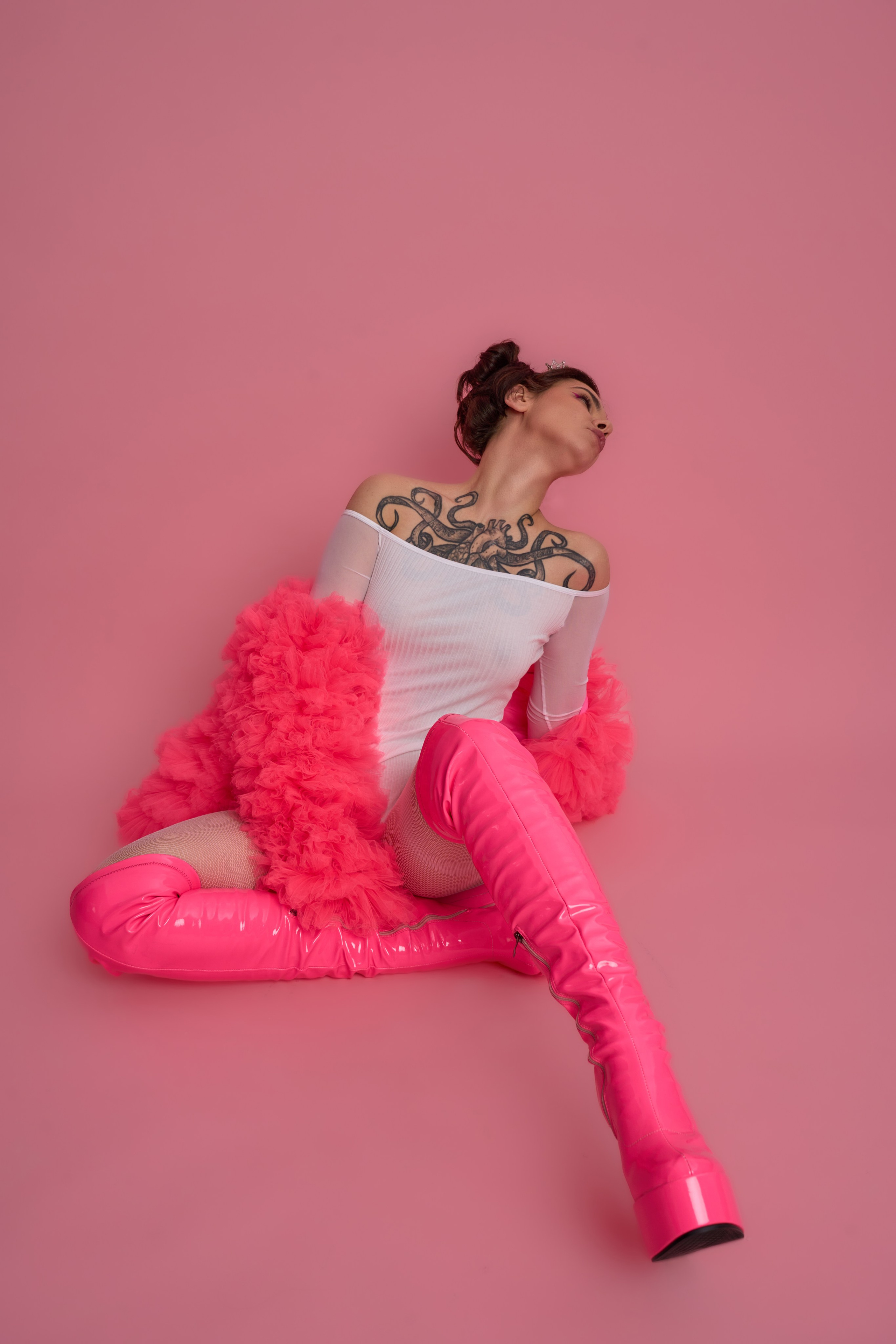 Контент. Яна Трилис — Коммерческий фотограф. Лукбуки, каталоги, компейны. Москва | Санкт-Петербург