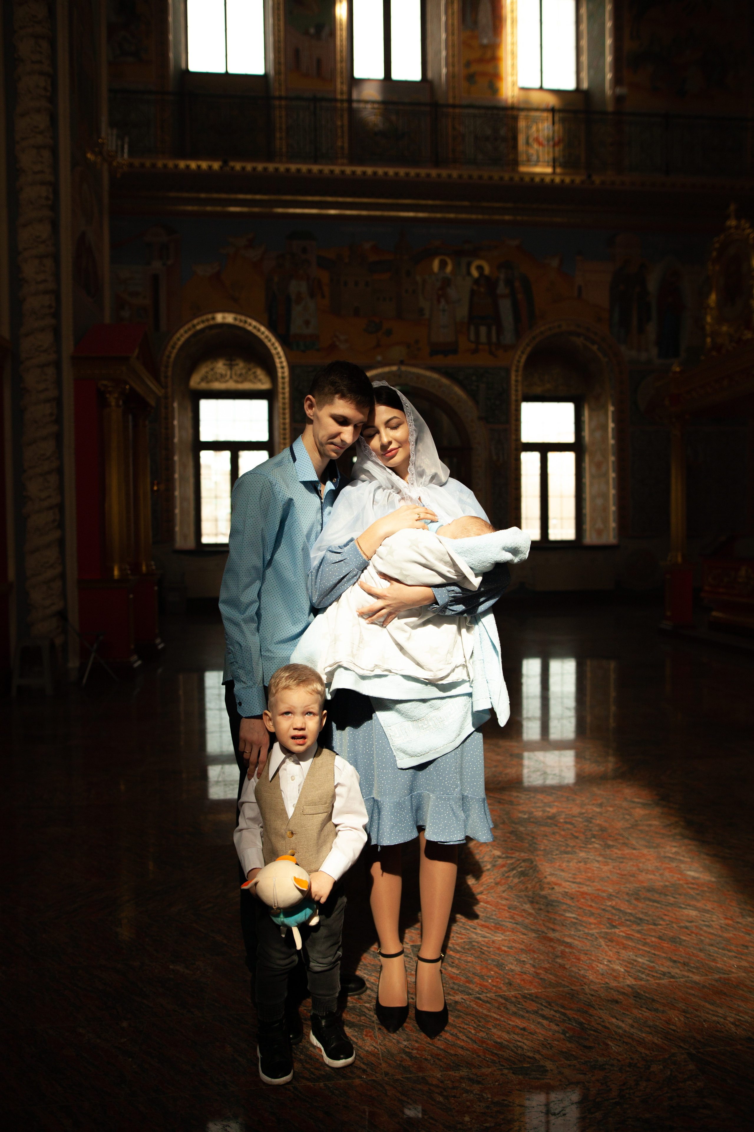 Крещение. Храм Георгия Всеволодовича. Фотограф на крещение и венчание в Нижнем Новгороде.Свадебный Фотограф