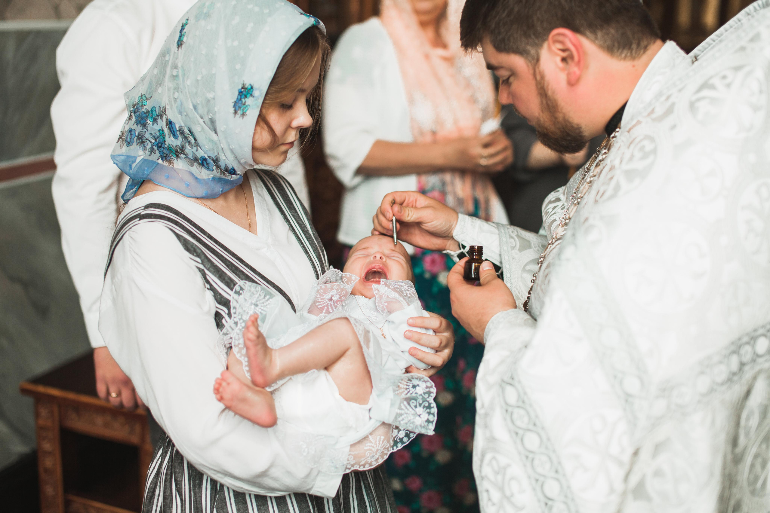 Крещение.Собор Александра Невского. Фотограф на крещение и венчание в Нижнем Новгороде.Свадебный Фотограф