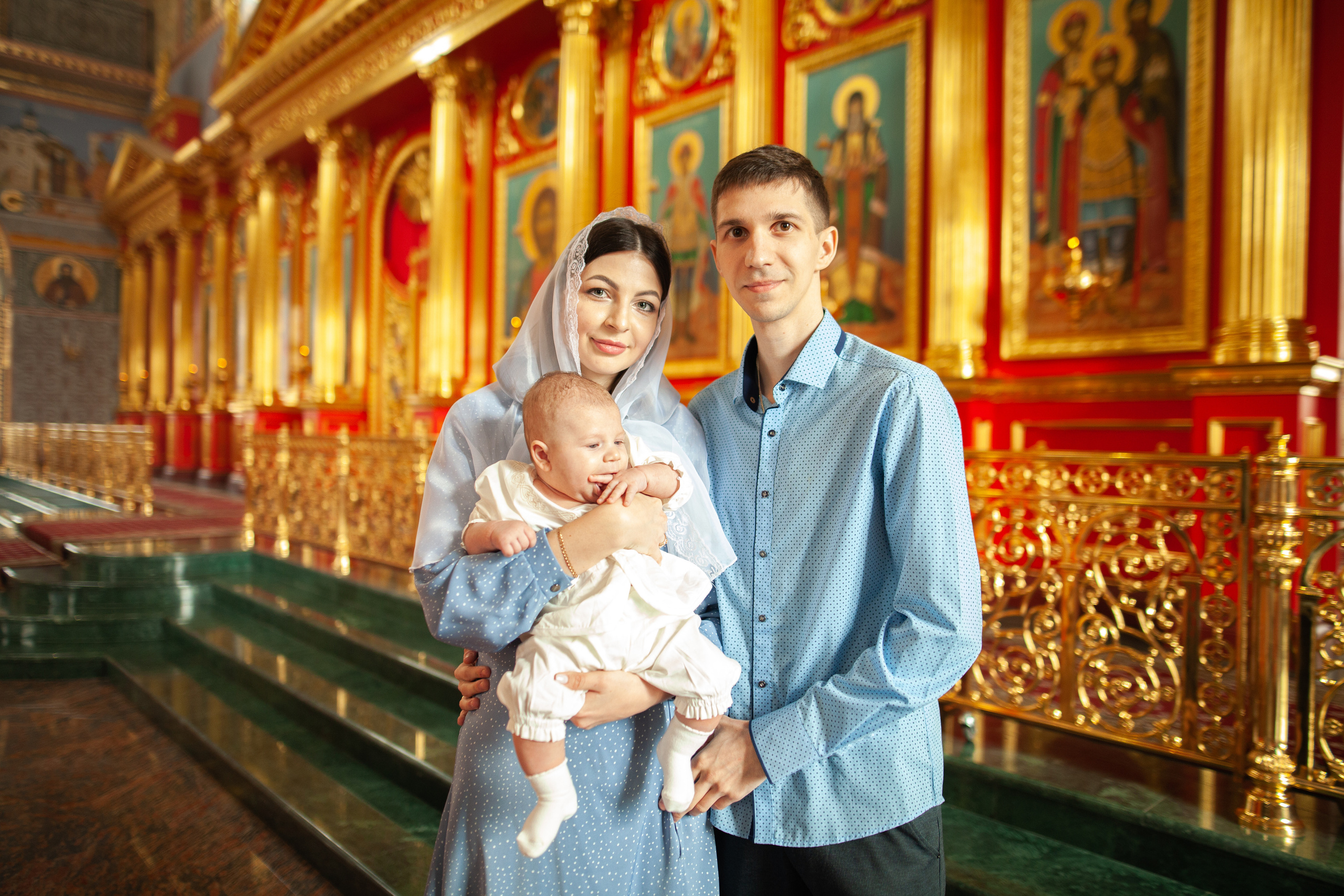 Крещение. Храм Георгия Всеволодовича. Фотограф на крещение и венчание в Нижнем Новгороде.Свадебный Фотограф