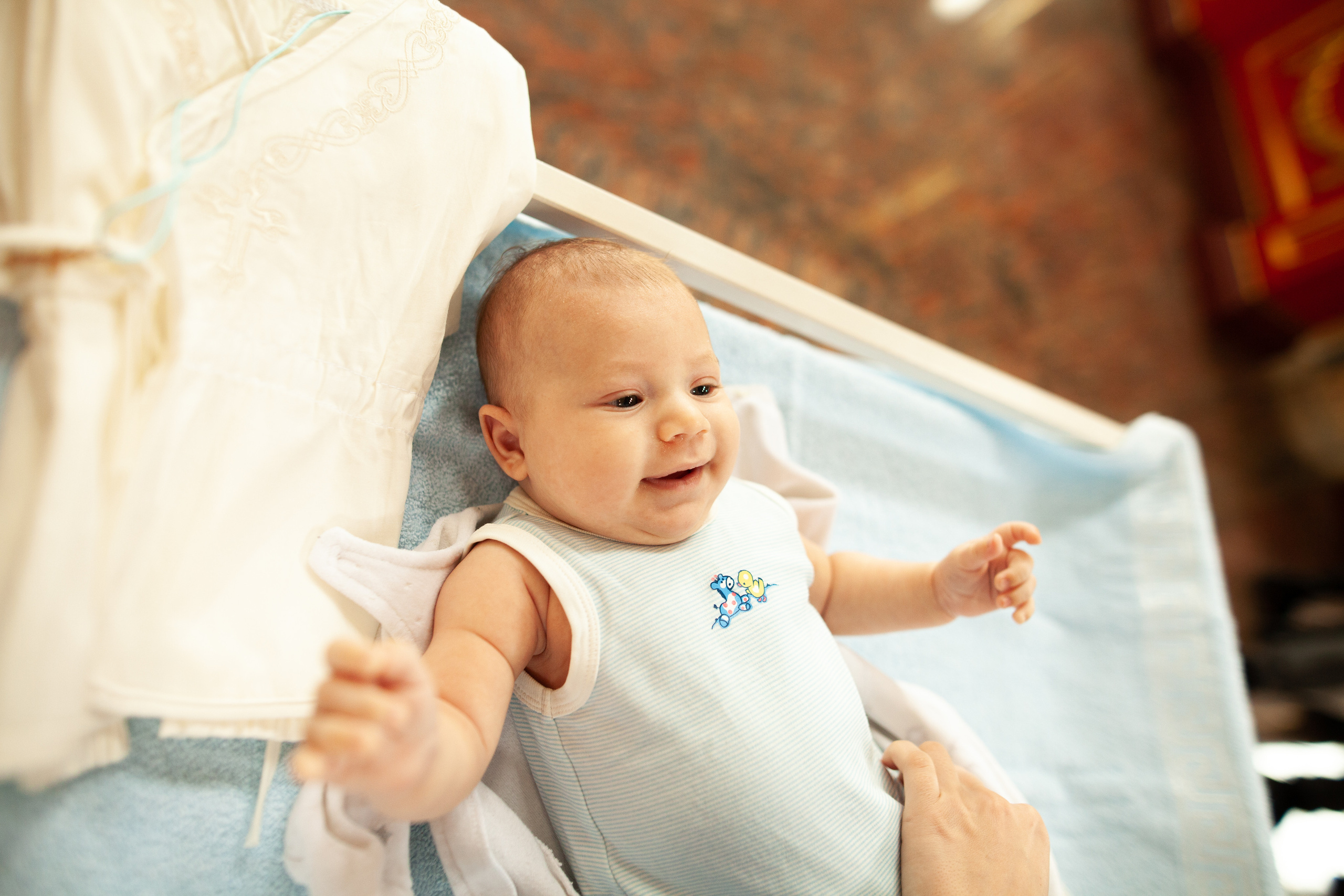 Крещение. Храм Георгия Всеволодовича. Фотограф на крещение и венчание в Нижнем Новгороде.Свадебный Фотограф