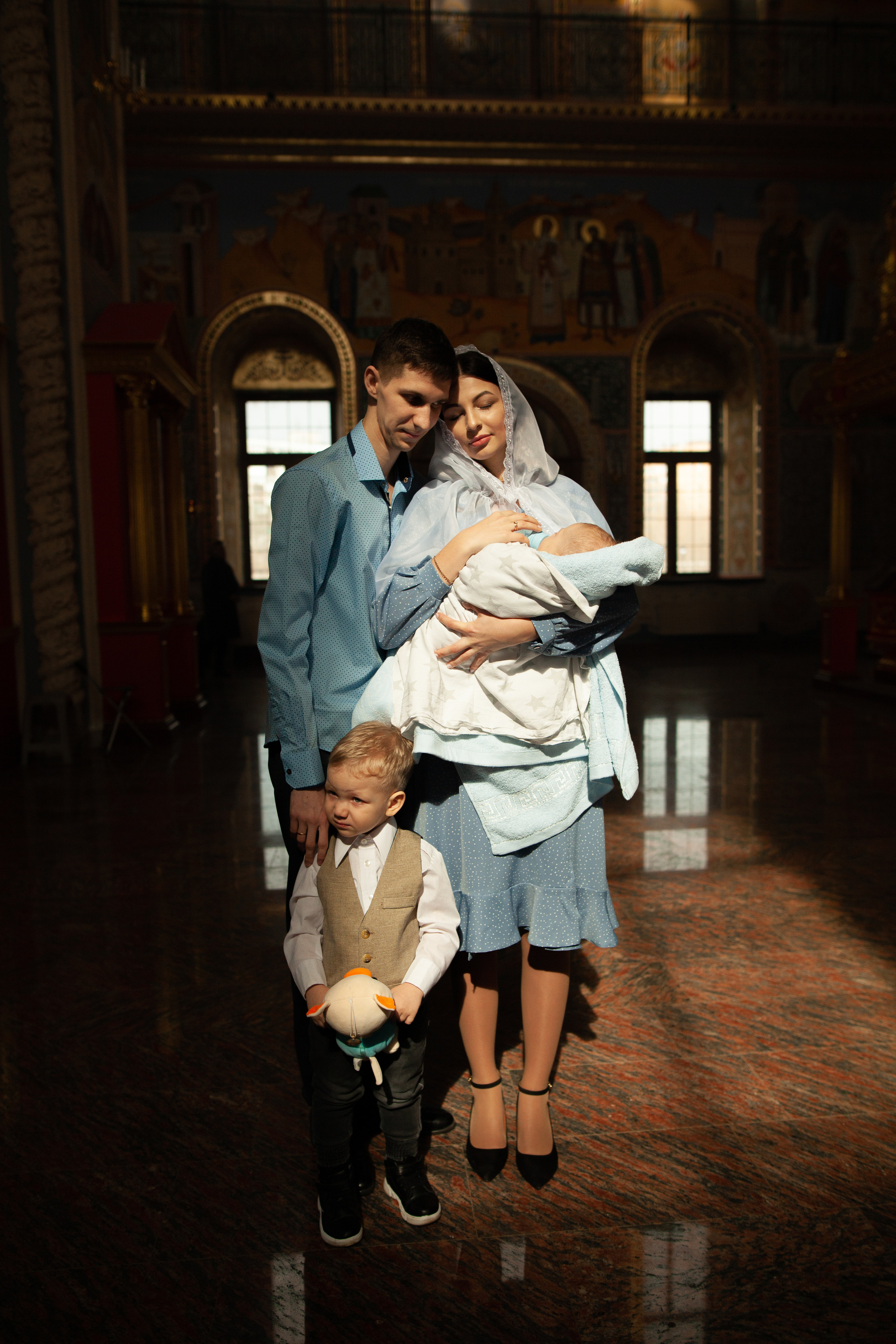 Крещение. Храм Георгия Всеволодовича. Фотограф на крещение и венчание в Нижнем Новгороде.Свадебный Фотограф