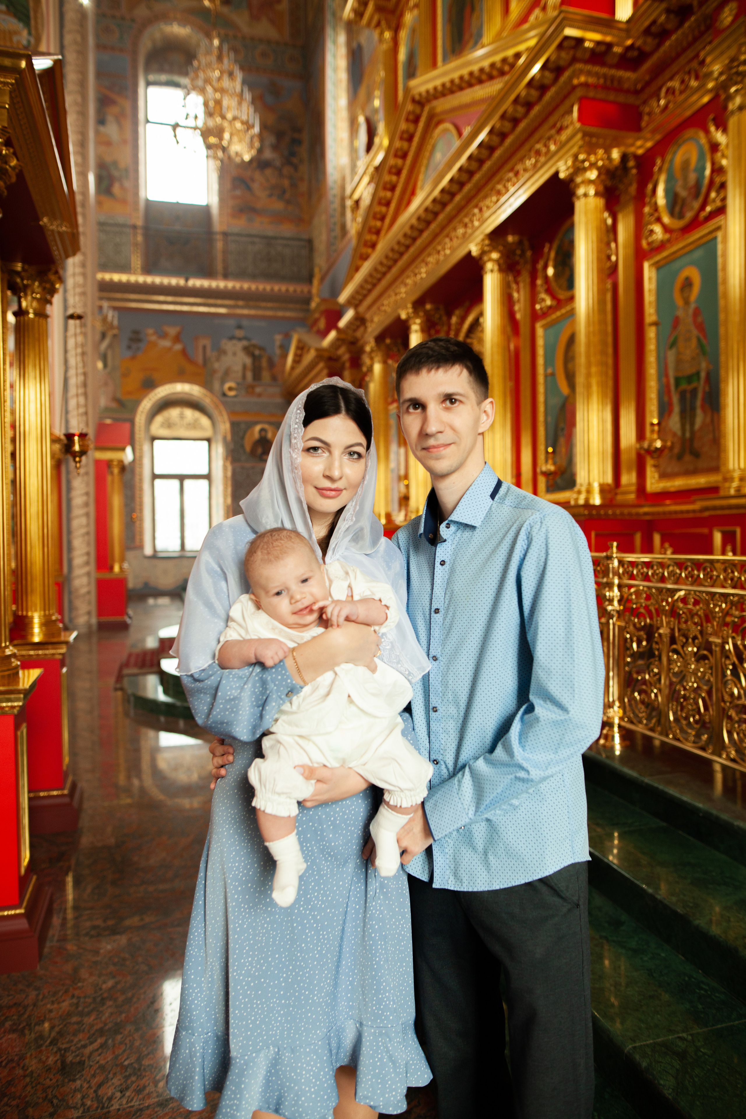 Крещение. Храм Георгия Всеволодовича. Фотограф на крещение и венчание в Нижнем Новгороде.Свадебный Фотограф