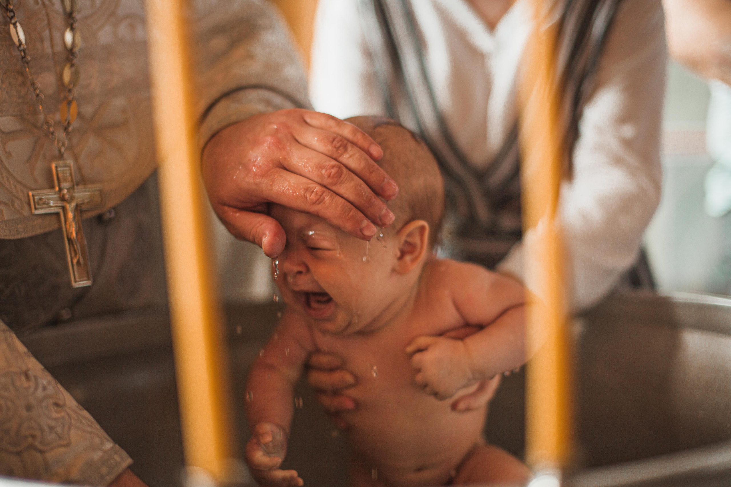 Крещение.Собор Александра Невского. Фотограф на крещение и венчание в Нижнем Новгороде.Свадебный Фотограф