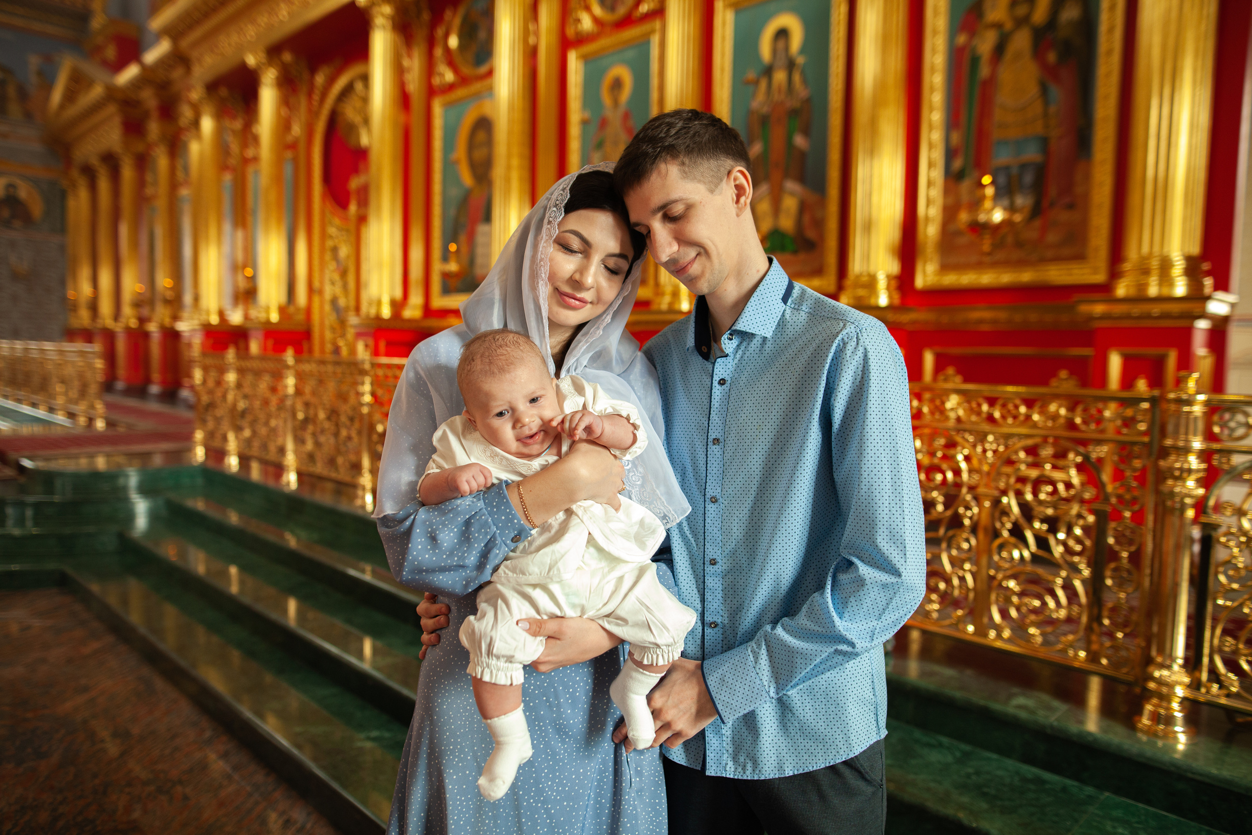 Крещение. Храм Георгия Всеволодовича. Фотограф на крещение и венчание в Нижнем Новгороде.Свадебный Фотограф