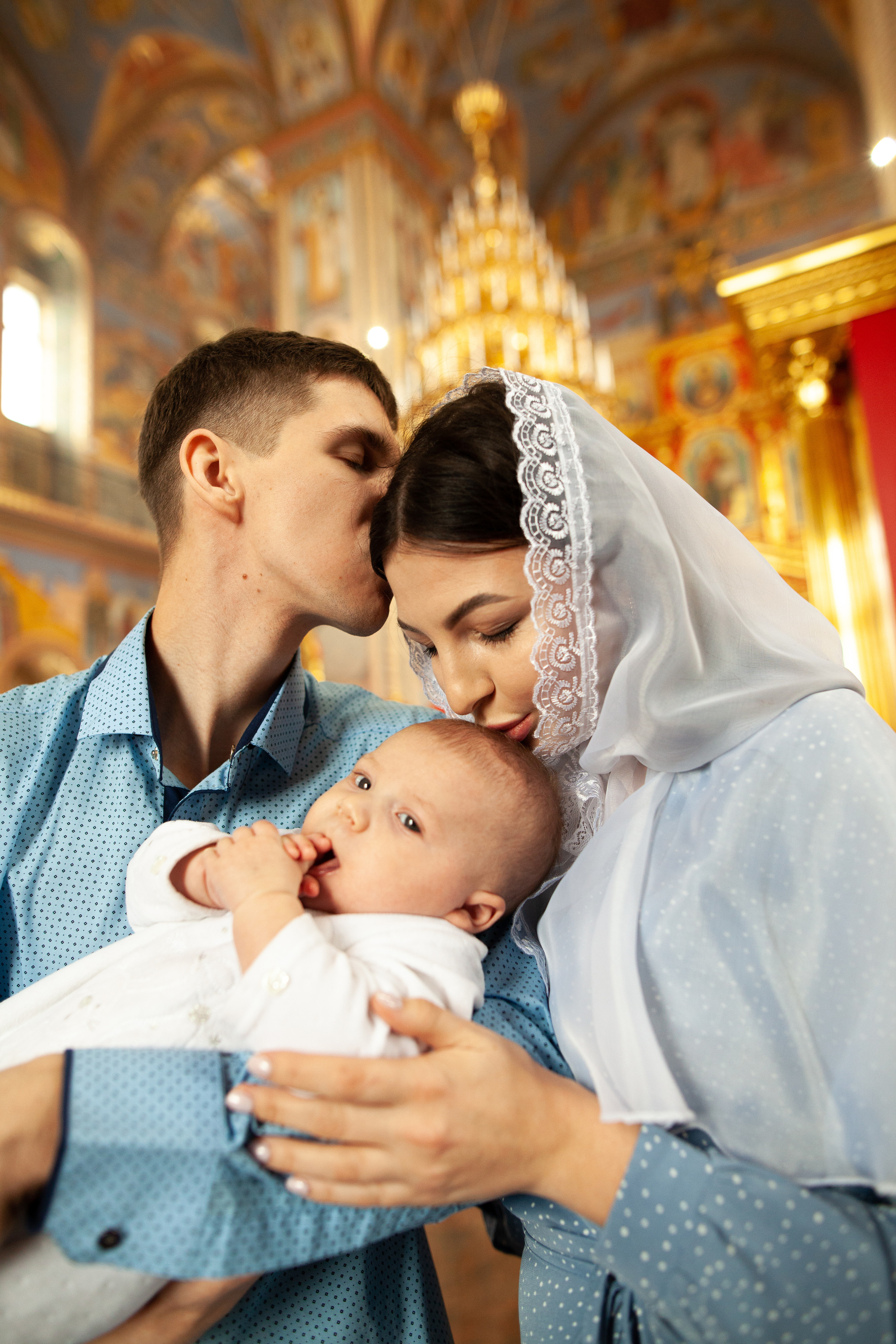 Крещение. Храм Георгия Всеволодовича. Фотограф на крещение и венчание в Нижнем Новгороде.Свадебный Фотограф