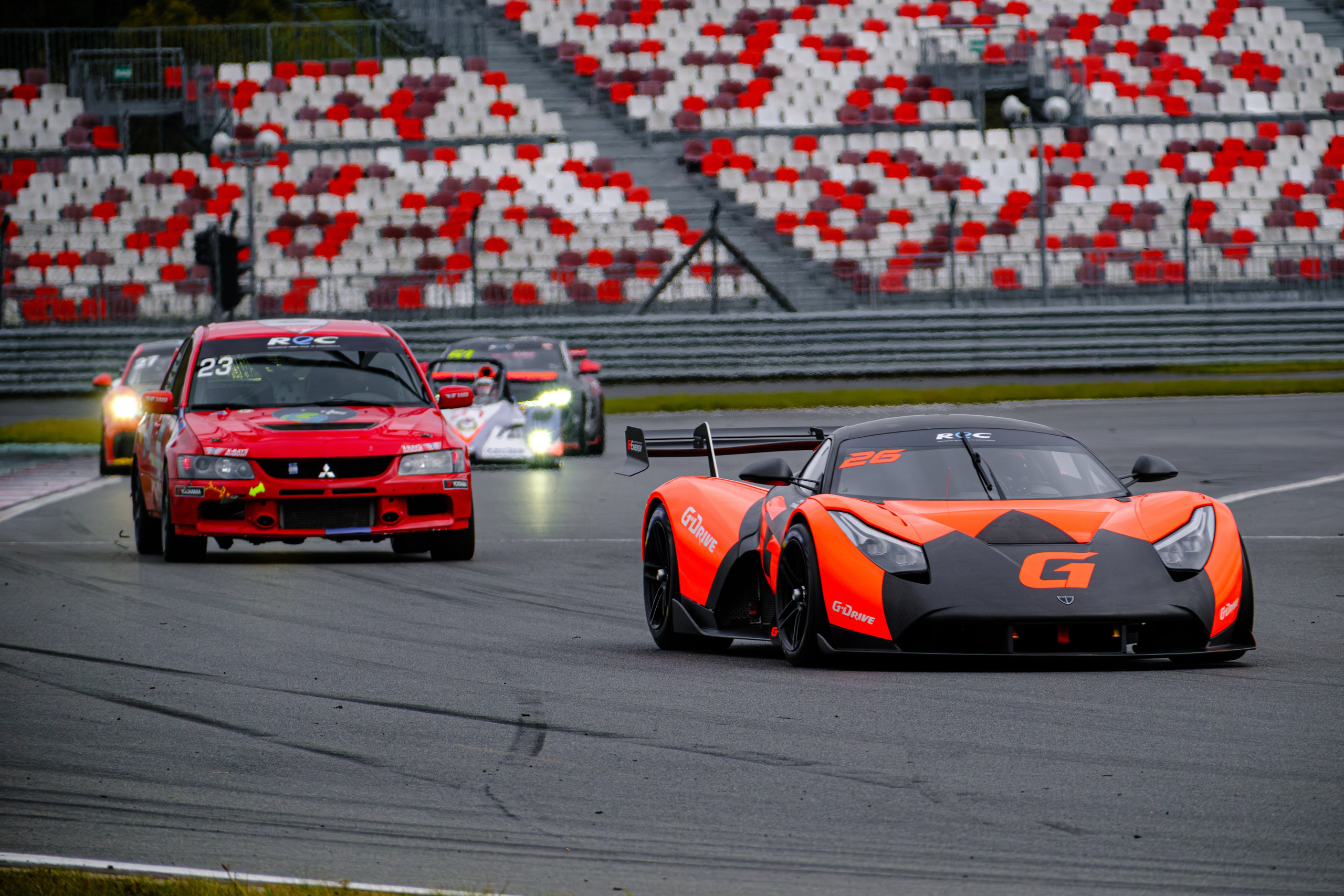 Российская серия гонок на выносливость. Авто и мотоспорт — фотограф Антон Медведев iCoguar