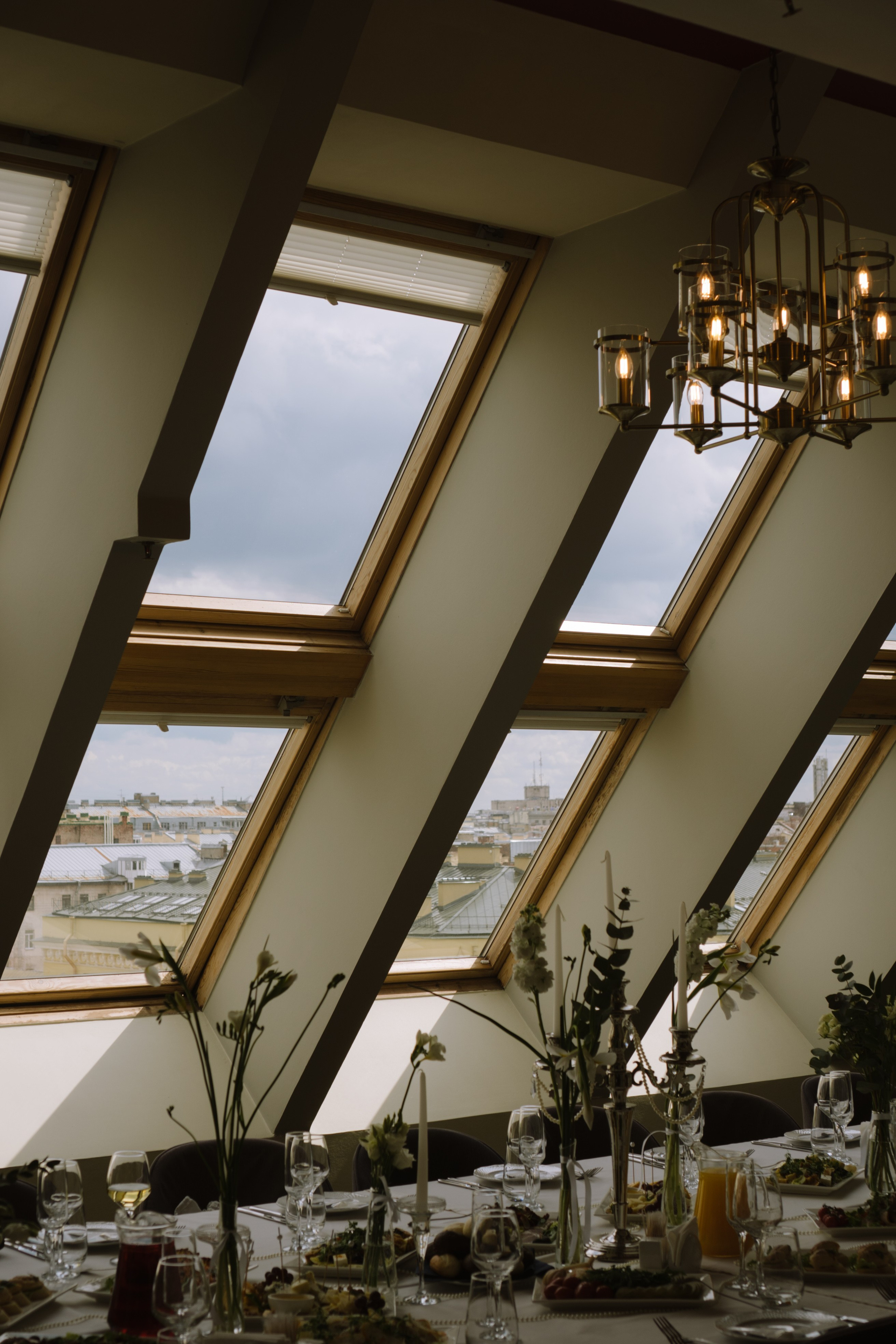 СВАДЕБНЫЙ БАНКЕТ НА ВЛАДИМИРСКОЙ В САНКТ-ПЕТЕРБУРГЕ (КАМЕРНАЯ СВАДЬБА). Профессиональный фотограф, Санкт-Петербург — Виктория Богомолова