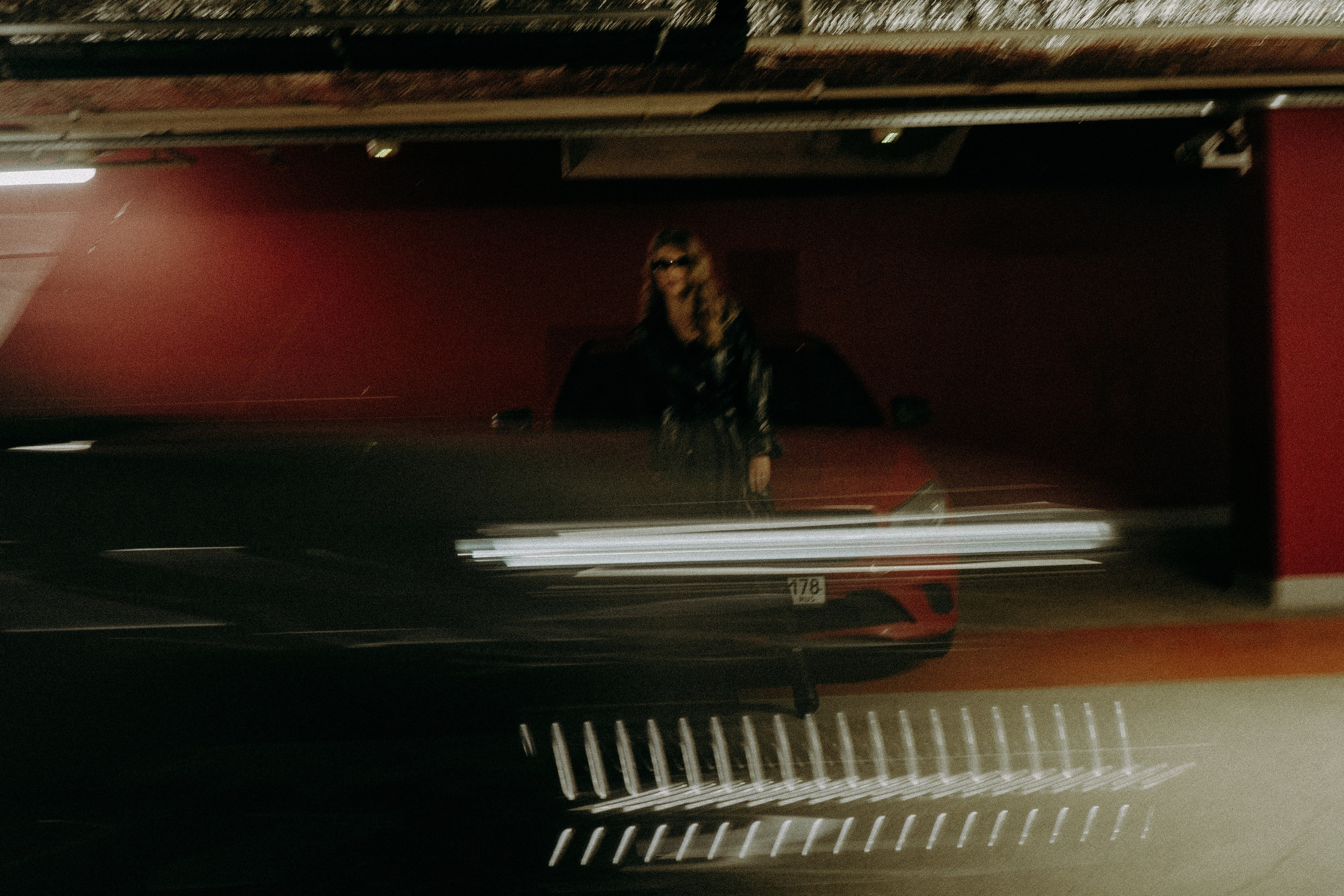 НА ПАРКОВКЕ. Профессиональный фотограф, Санкт-Петербург — Виктория Богомолова