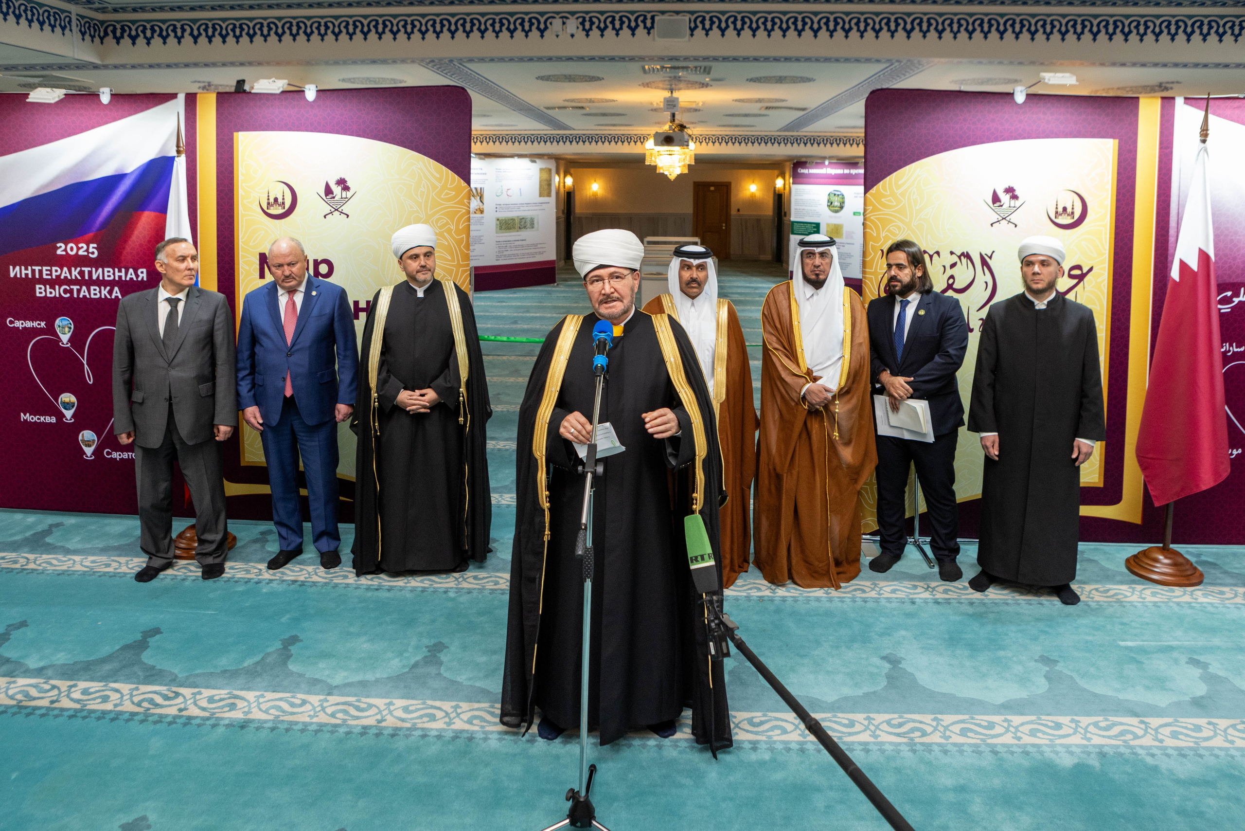 Открытие выставки Мир Корана. Рекламный, предметный, репортажный, семейный фотограф и художник в Москве