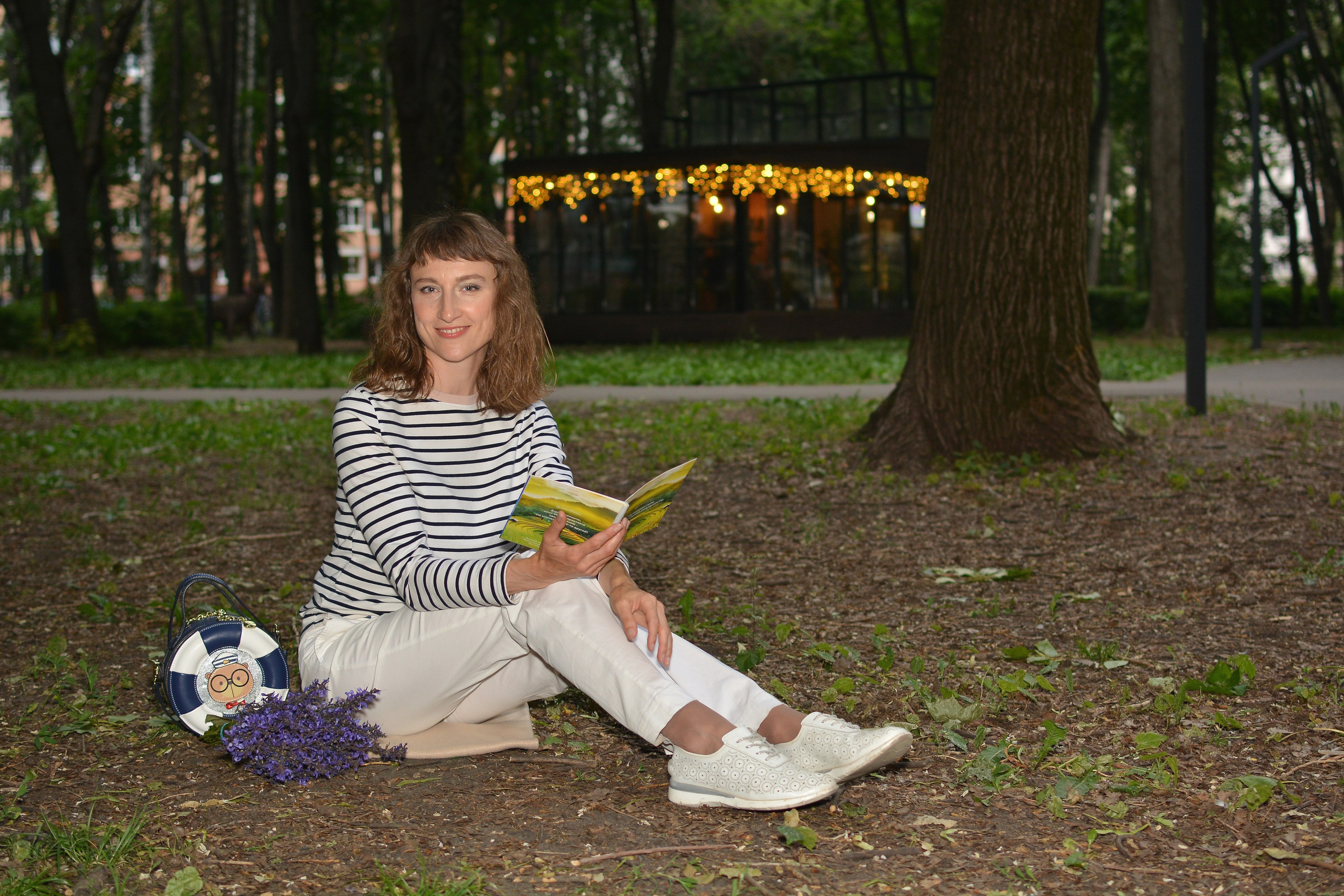 Марина прогулка в Быхановом саду. Семейный и детский фотограф в городе Грязи Олеся Огурцова