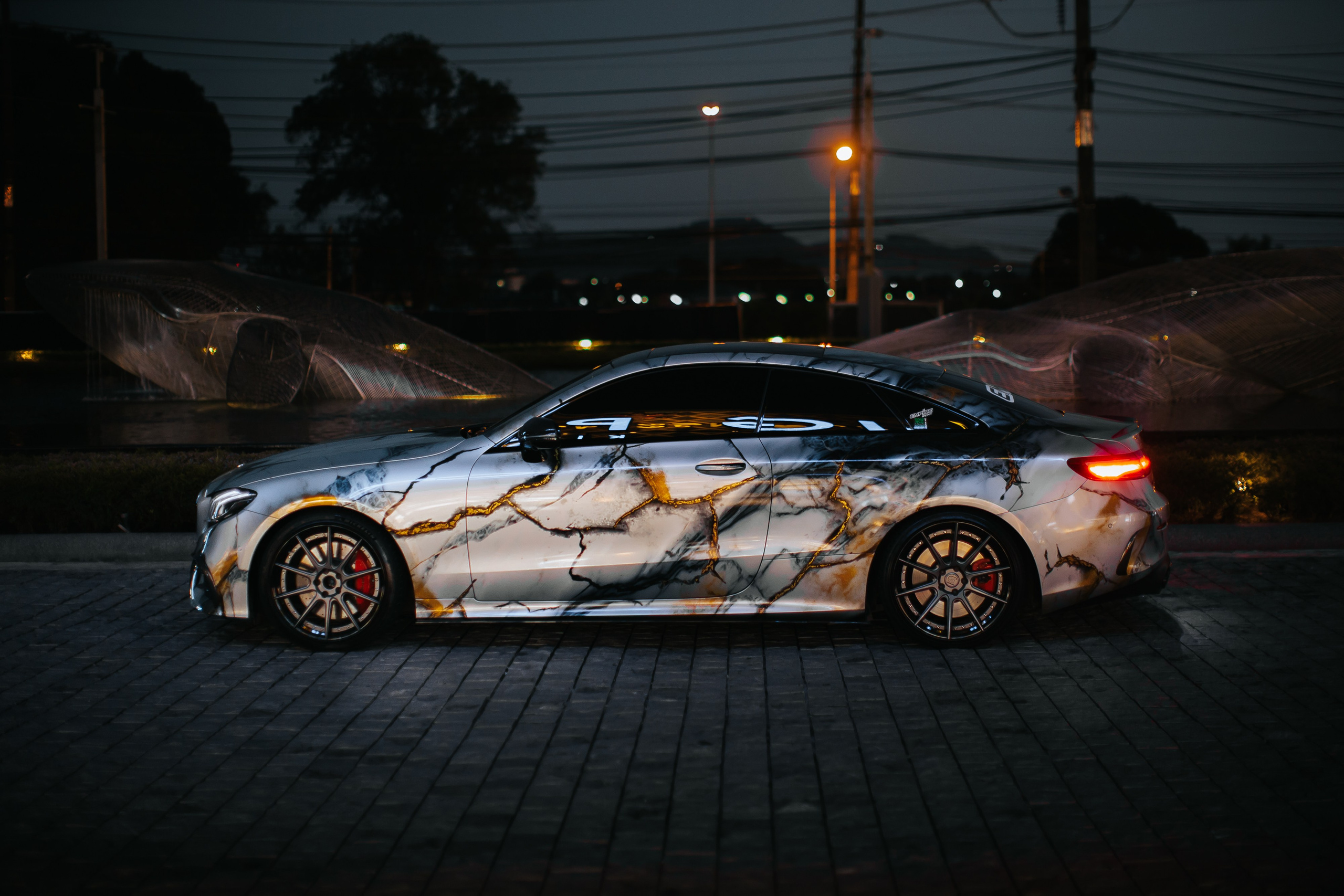 Mercedes Benz E 53. Фотограф в на Пхукете Сергей Войлоков