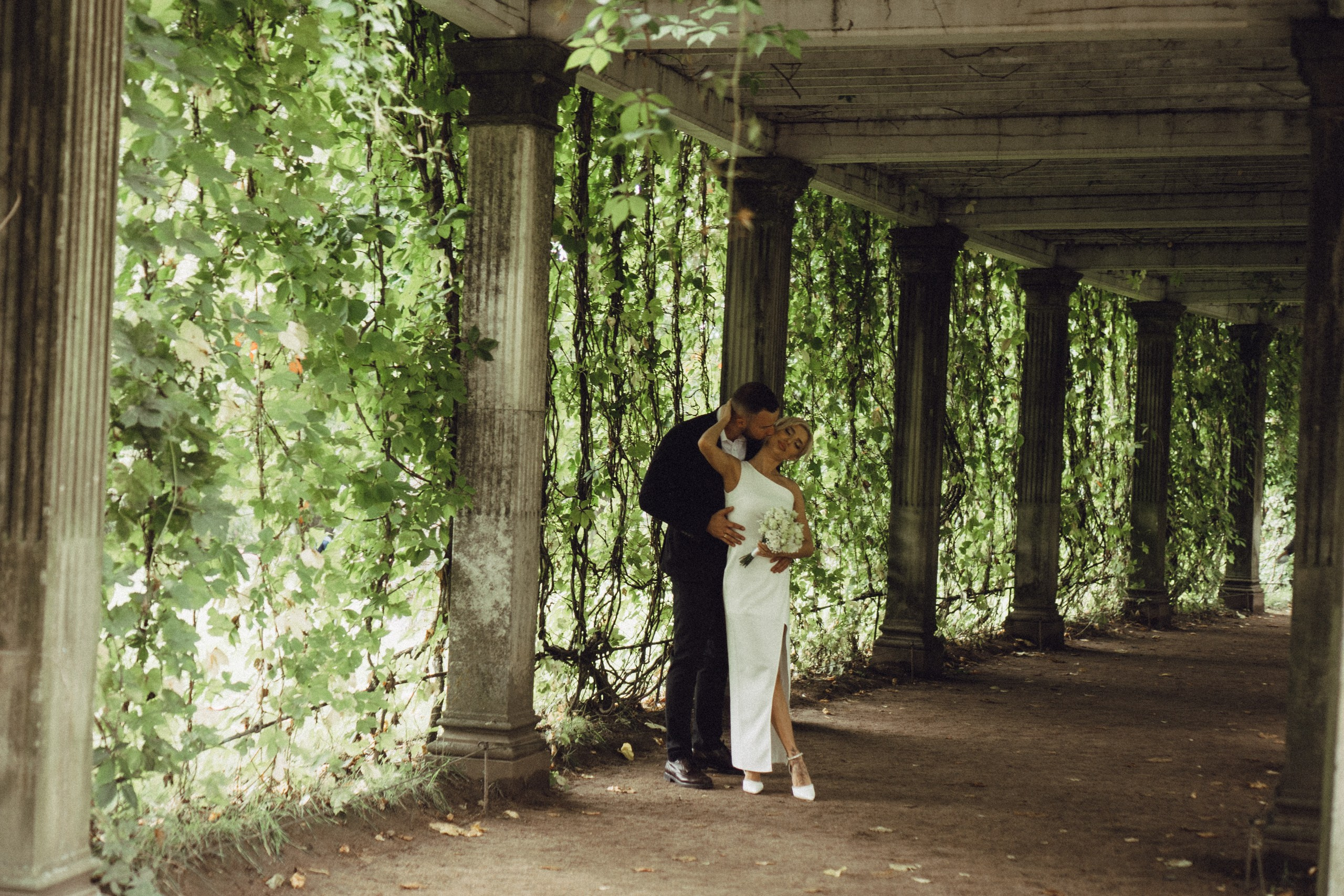 СВАДЕБНАЯ ИСТОРИЯ В ГОРОДЕ ПУШКИН ВОЗЛЕ ЕКАТЕРИНИНСКОГО ДВОРЦА И В ПАРКЕ. Профессиональный фотограф, Санкт-Петербург — Виктория Богомолова
