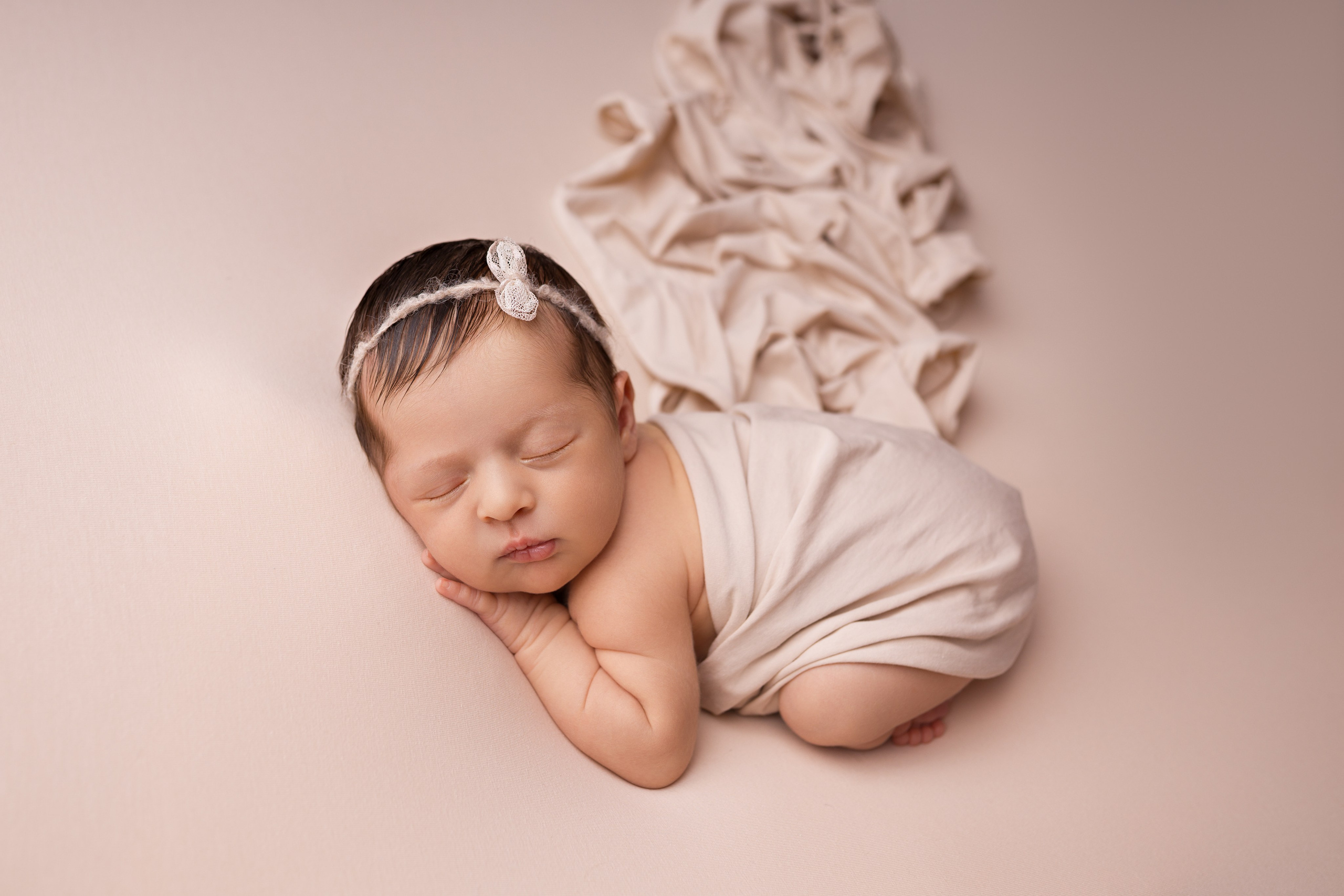 Newborn девочки. Фотограф новорожденных Модяева Ирина