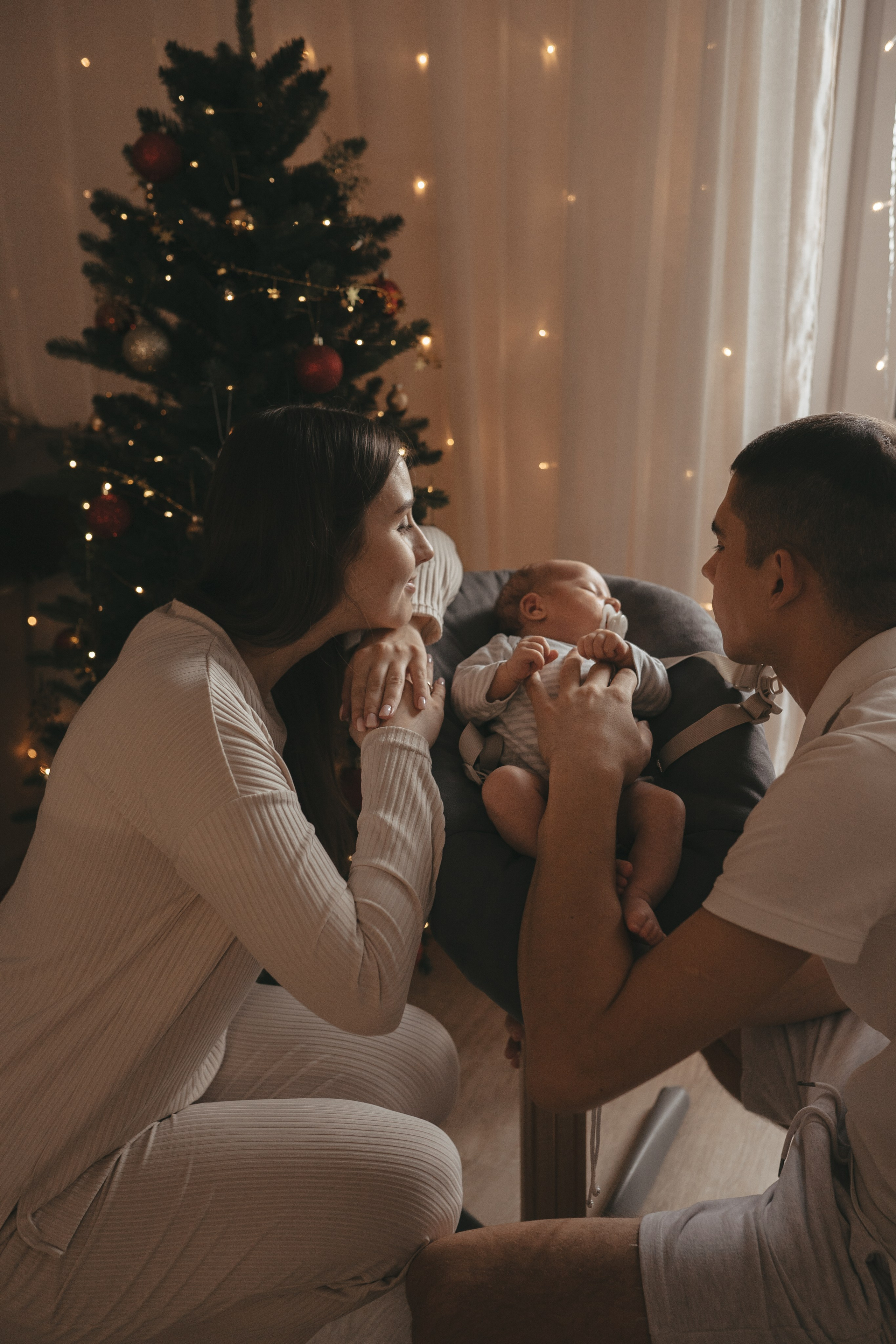Наташа, Сергей и малыш Александр. Семейный и контент фотограф в Москве и Троицке Горелова Лизавета