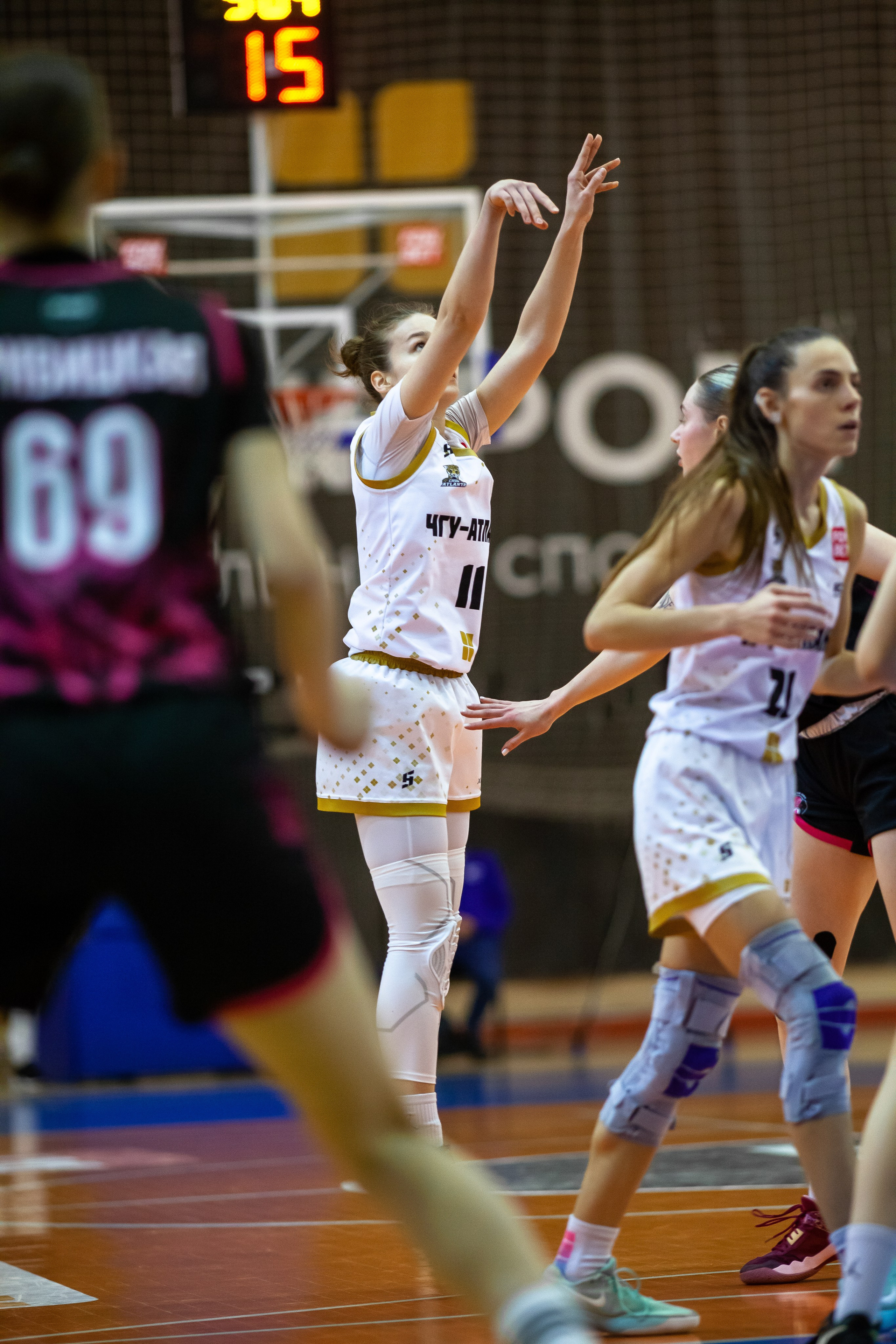 ЧГУ-Атланта — Ростов-ЮФУ / 1 игра. Фотография