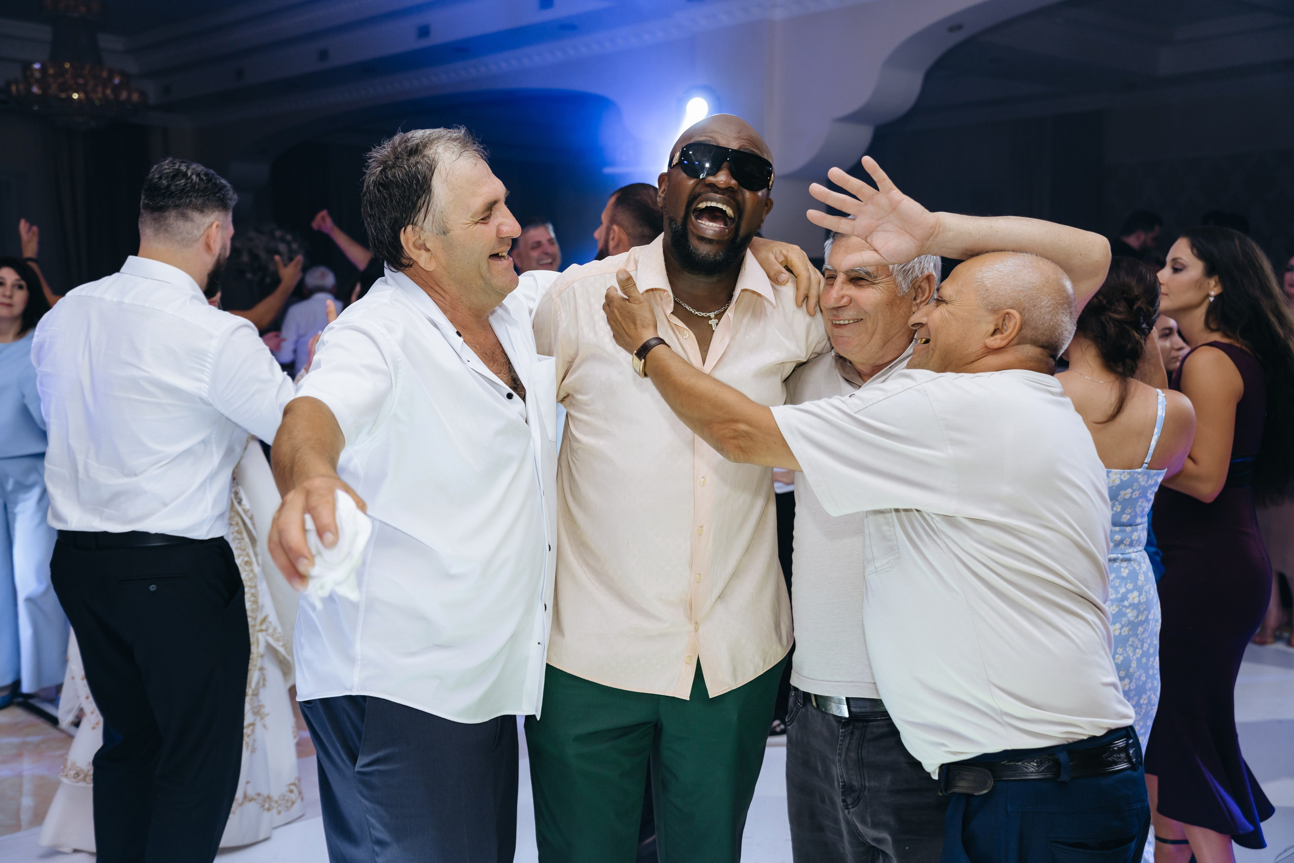 Артем и Лусине. Свадебный фотограф Красноярск Вязьминова Мария