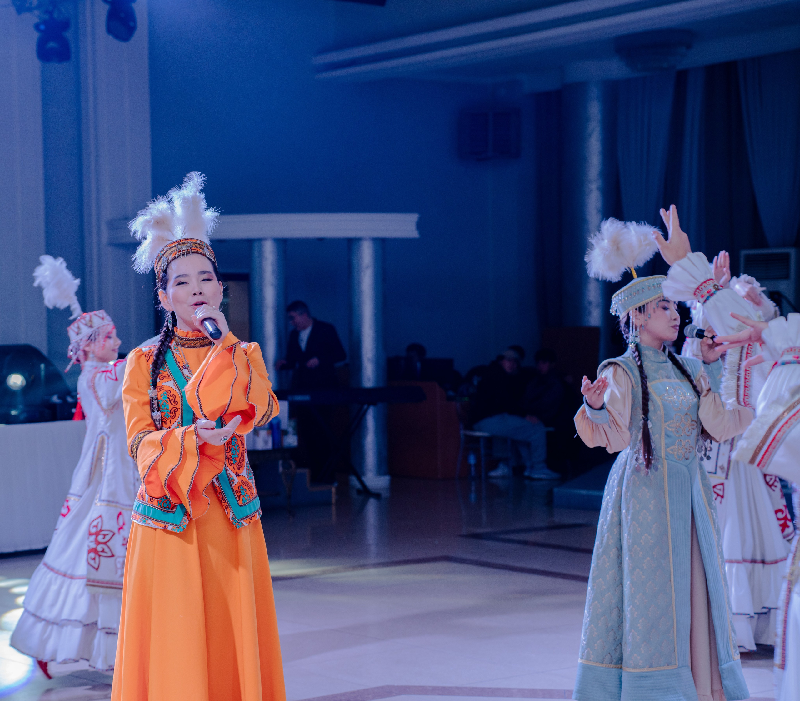 KAMILLA QYZ UZATU. Nomad media