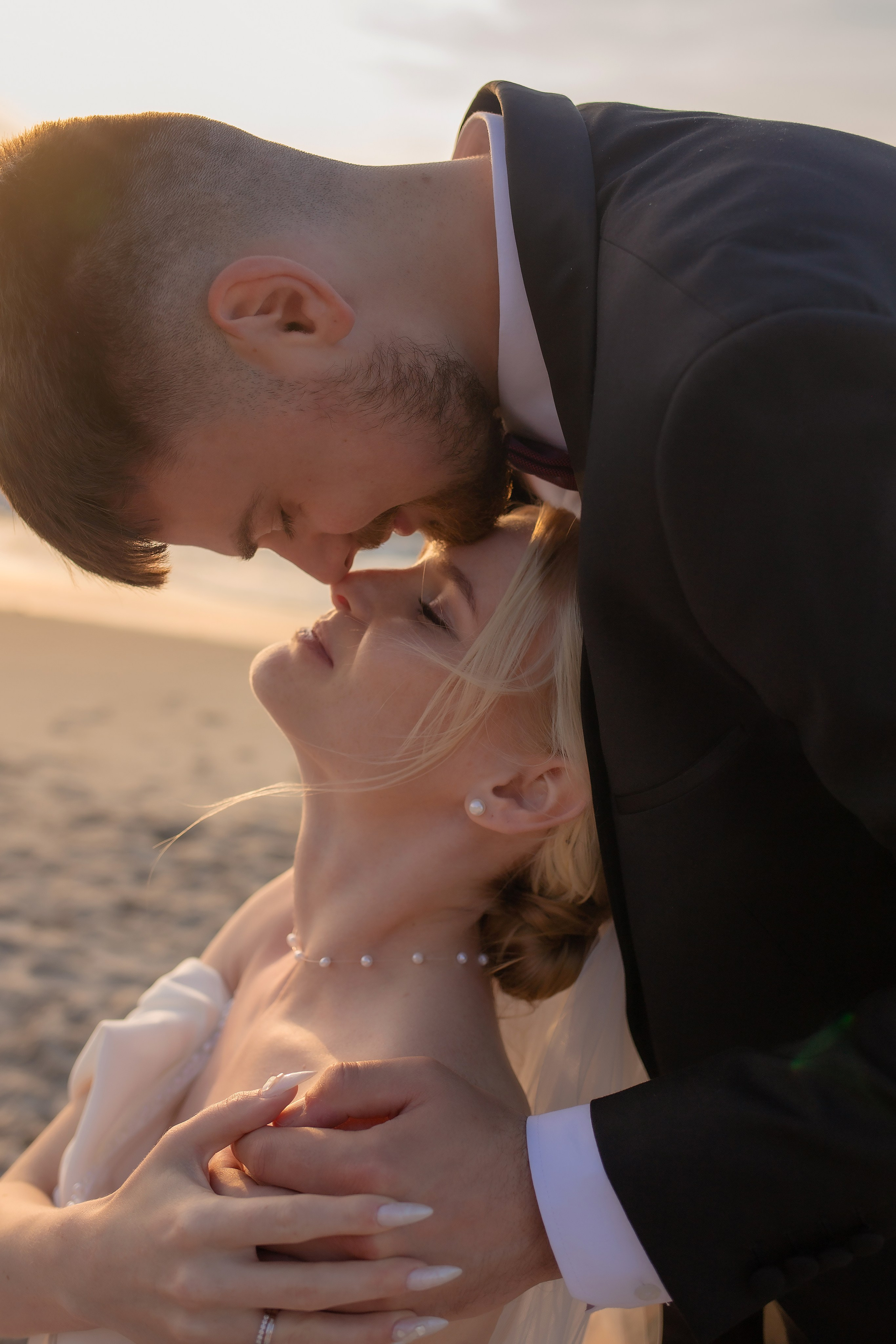 Александра и Влад. На закате. Фотограф в Калининграде Решетникова Алина