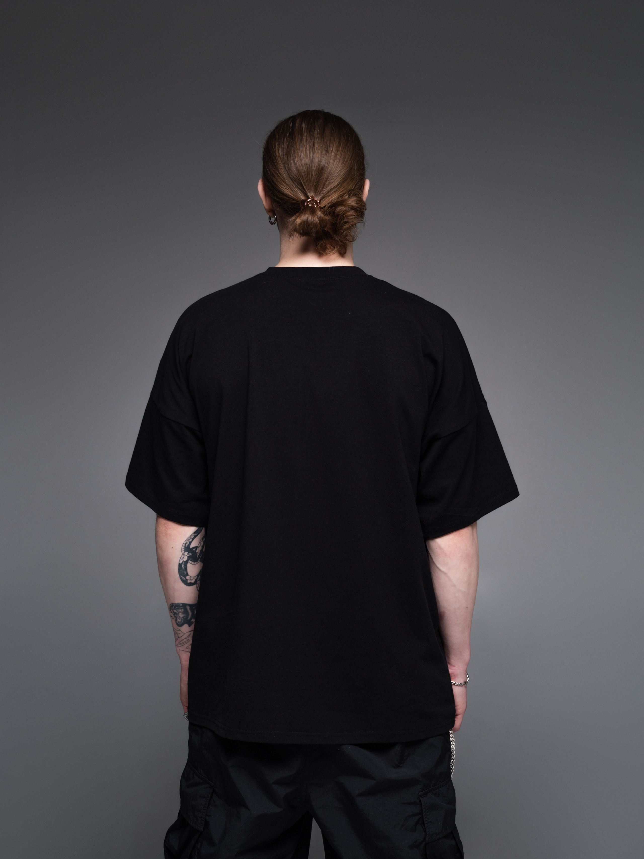 КАТАЛОГ | серый фон. RUNA production — стильные съемки для брендов