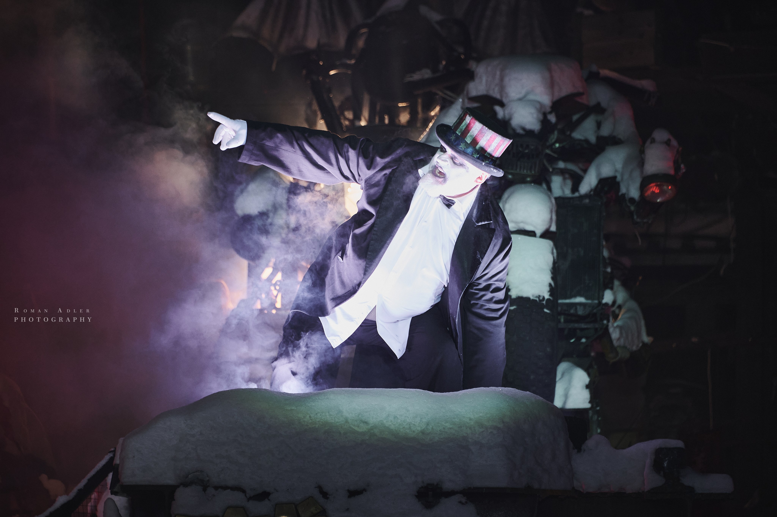 Новогодняя сказка от Ночных волков. Фотограф Роман Адлер