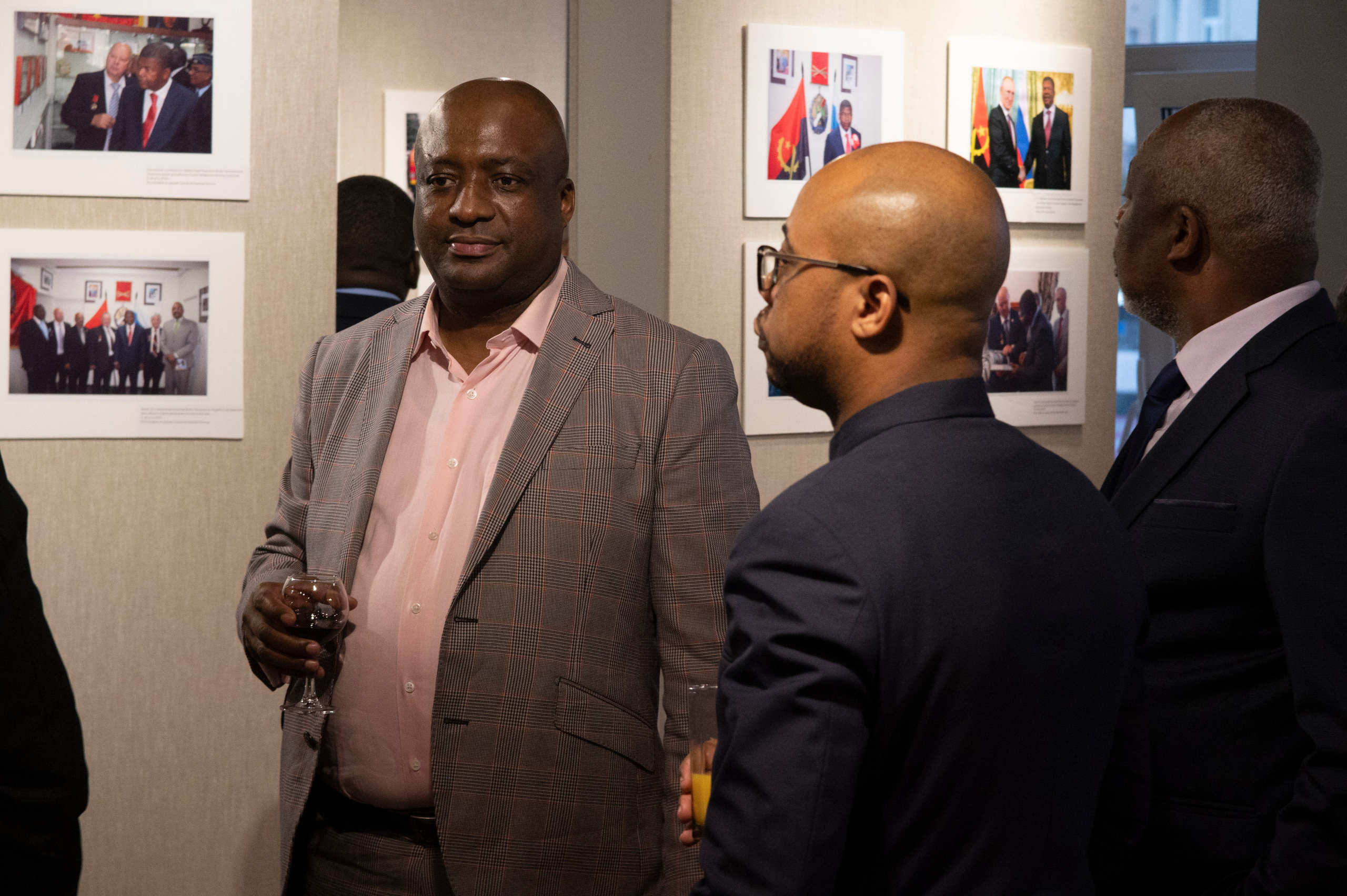 Ветераны Анголы «От прошлого к настоящему». Фотограф Роман Адлер